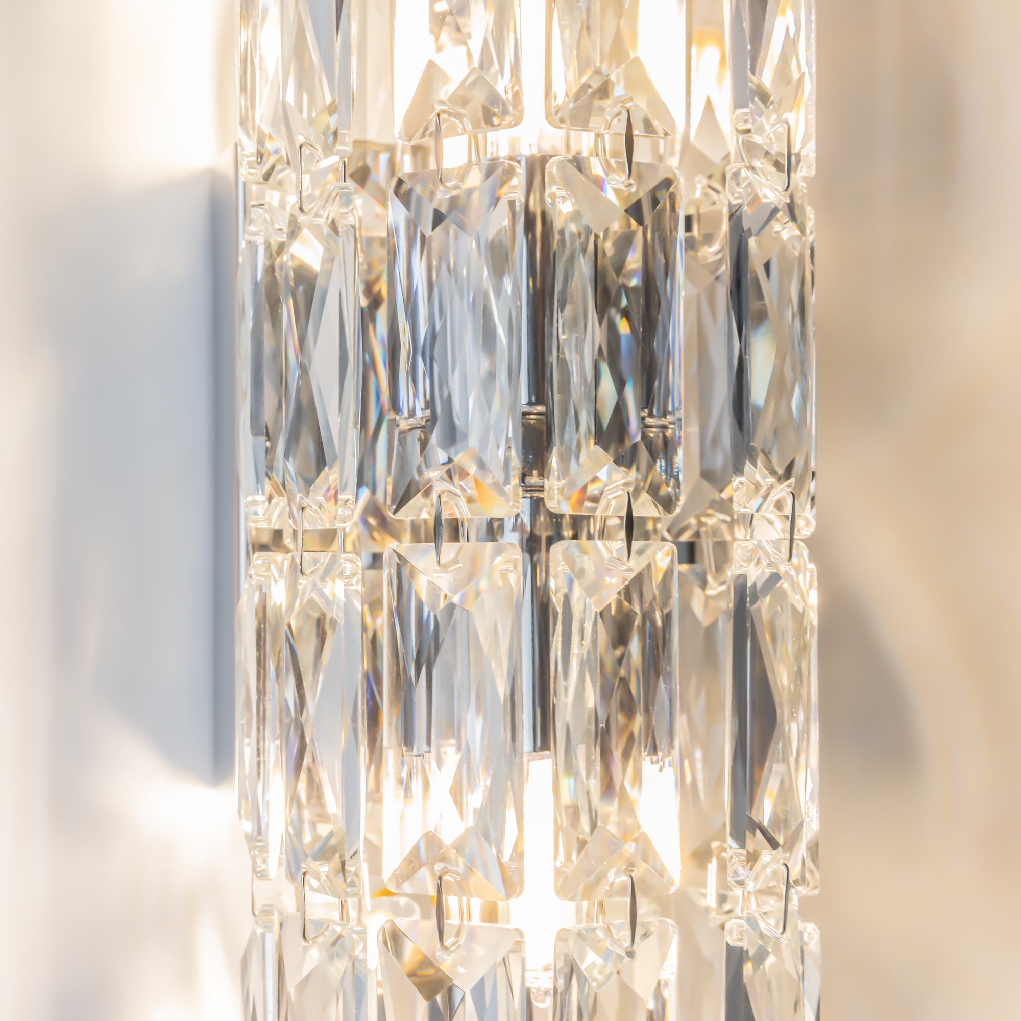 картинка Настенный светильник (бра) Maytoni DIA008WL-02CH