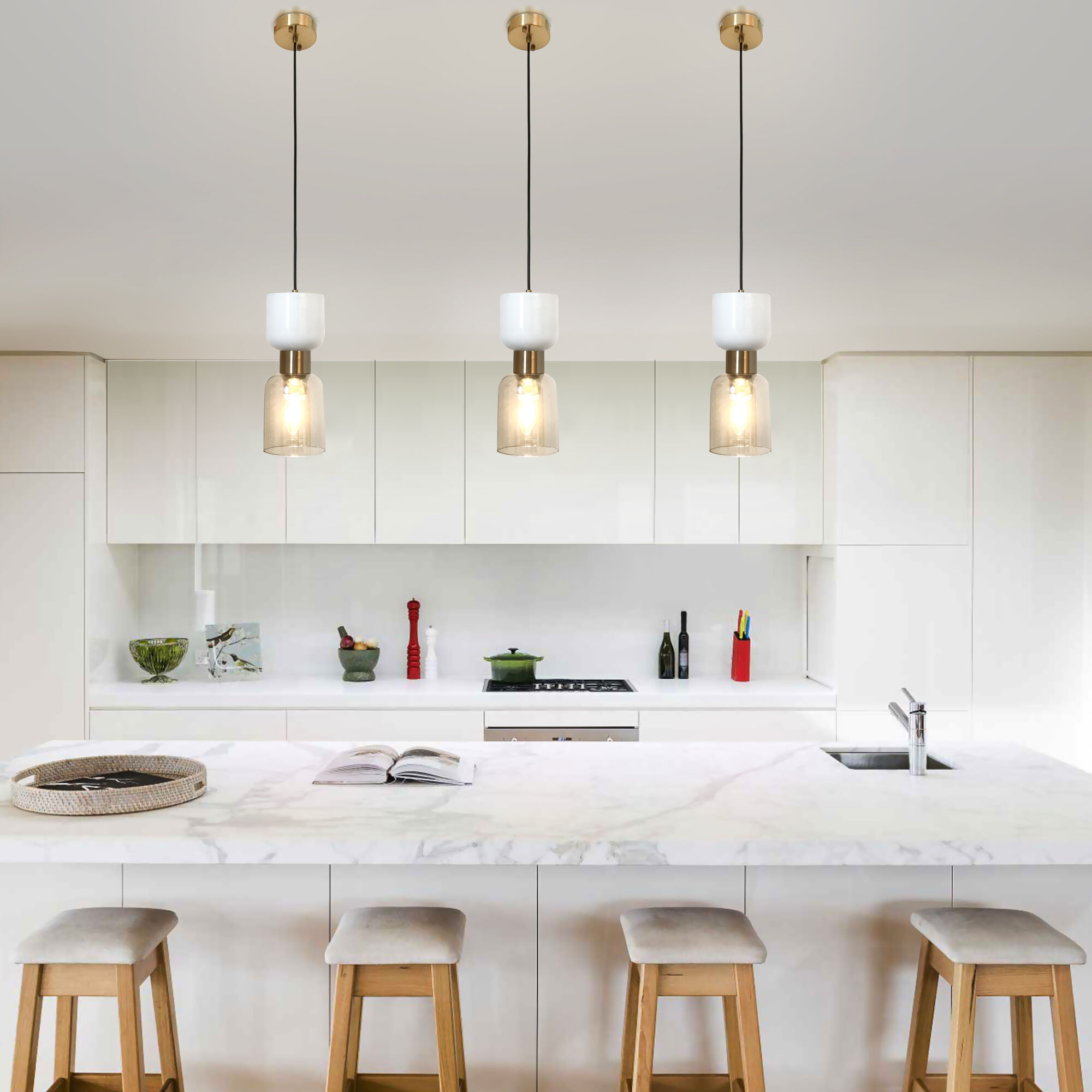 картинка Подвесной светильник со стеклянным плафоном 50118/1 латунь