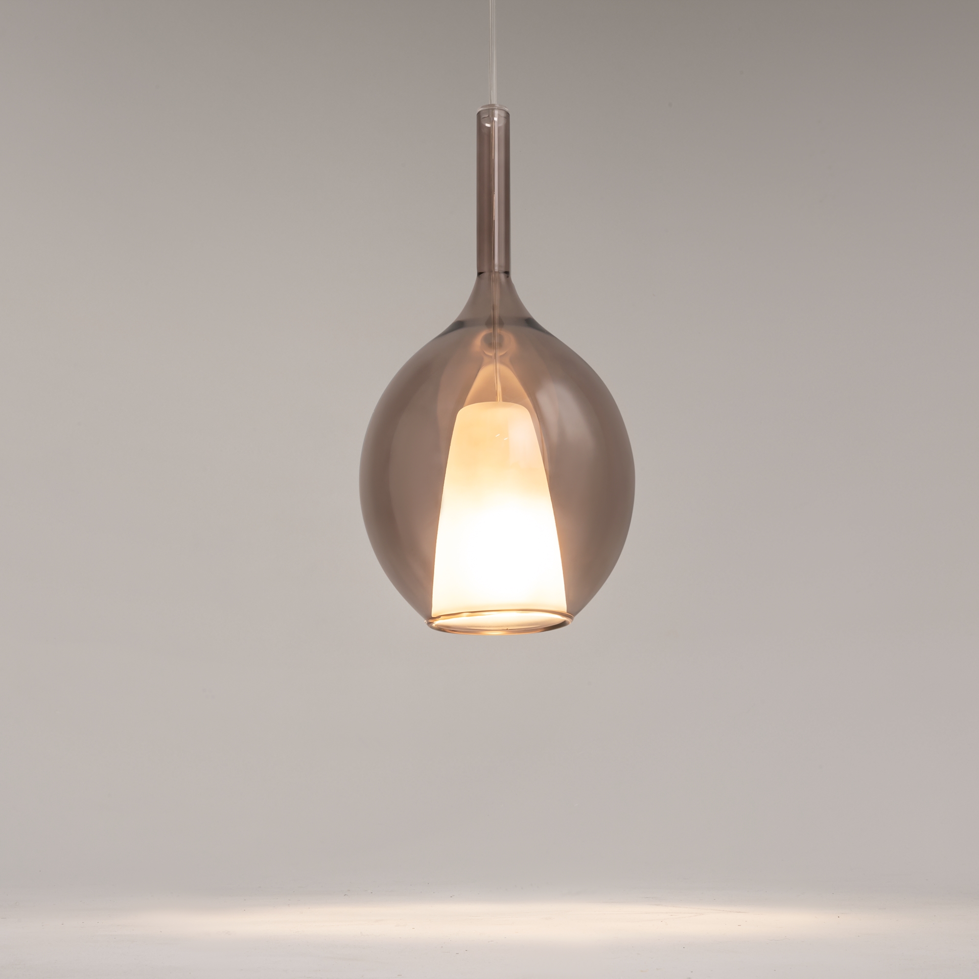 картинка Подвесной светильник Maytoni MOD271PL-01B3