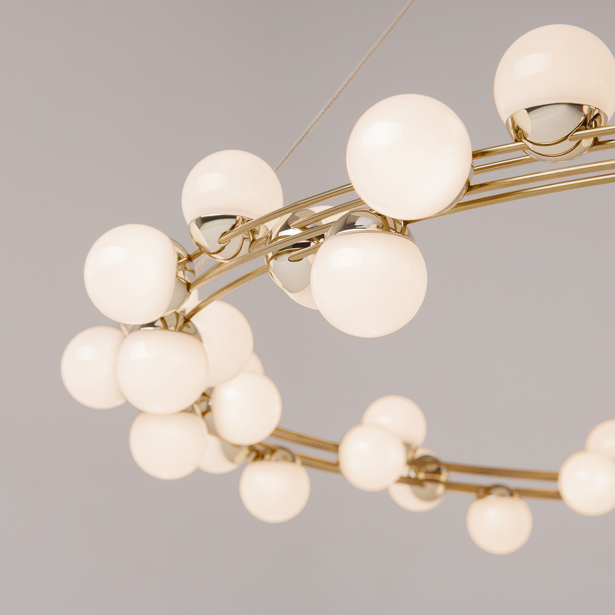 картинка Подвесной светильник Maytoni MOD081PL-L50G3K