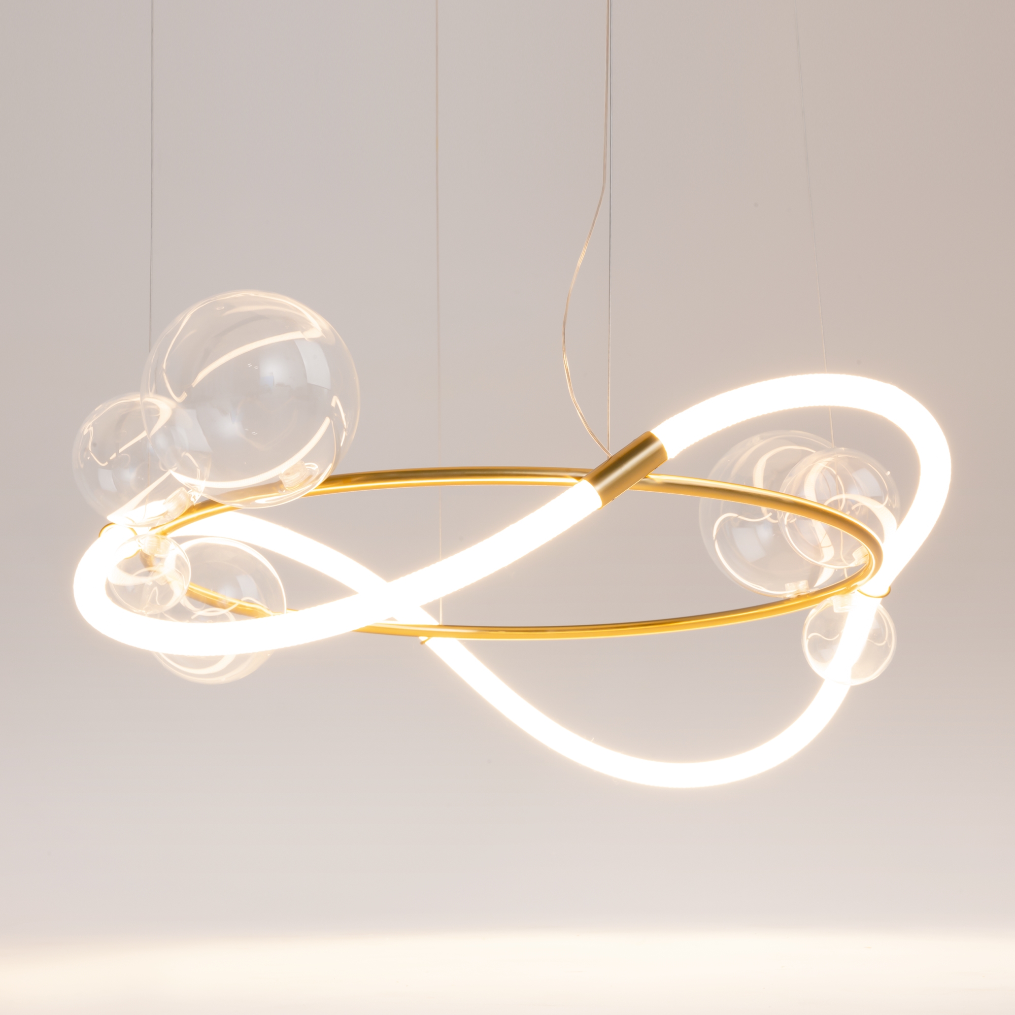 картинка Подвесной светильник Maytoni MOD289PL-L44BS3K