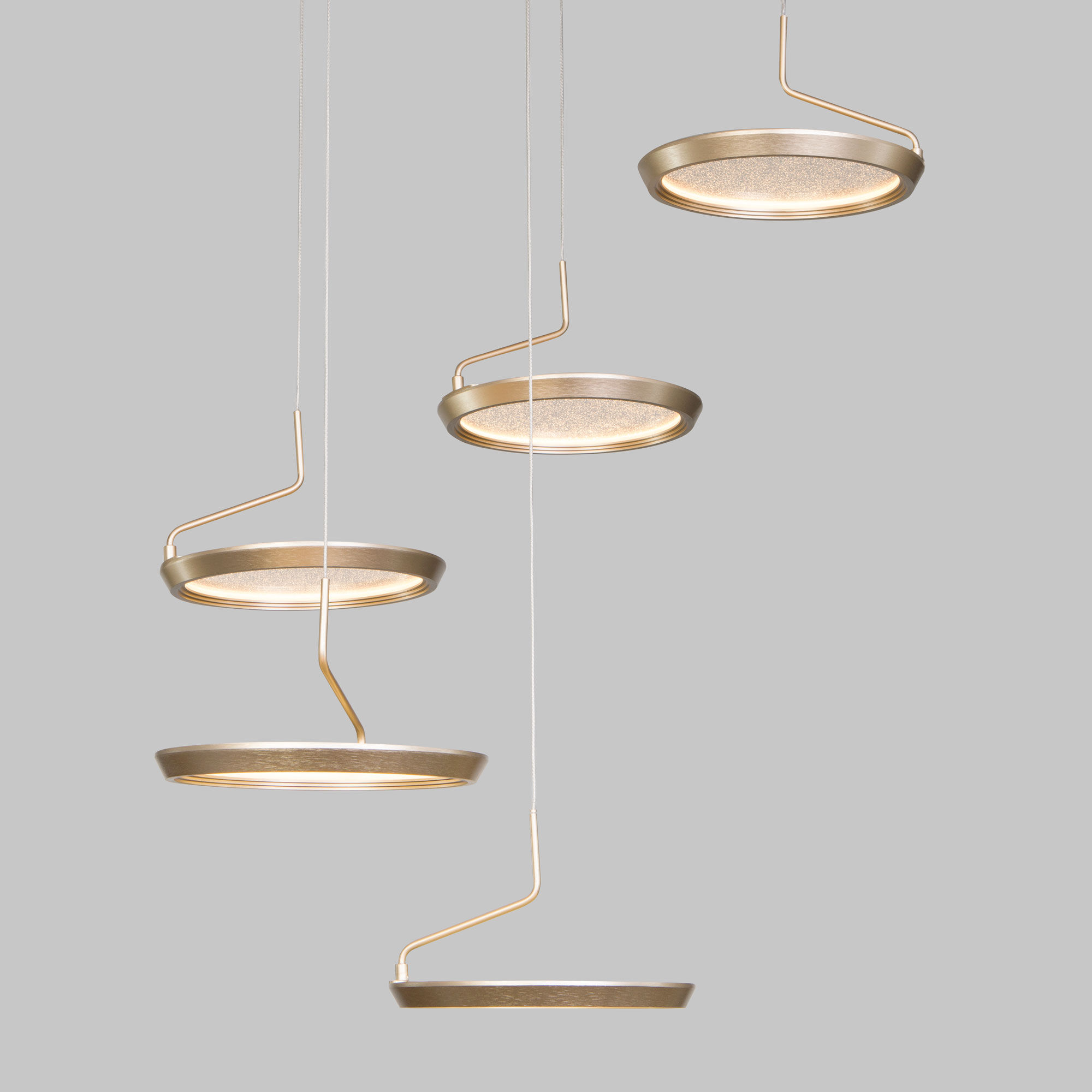 картинка Подвесной светодиодный светильник 90034/6 золото