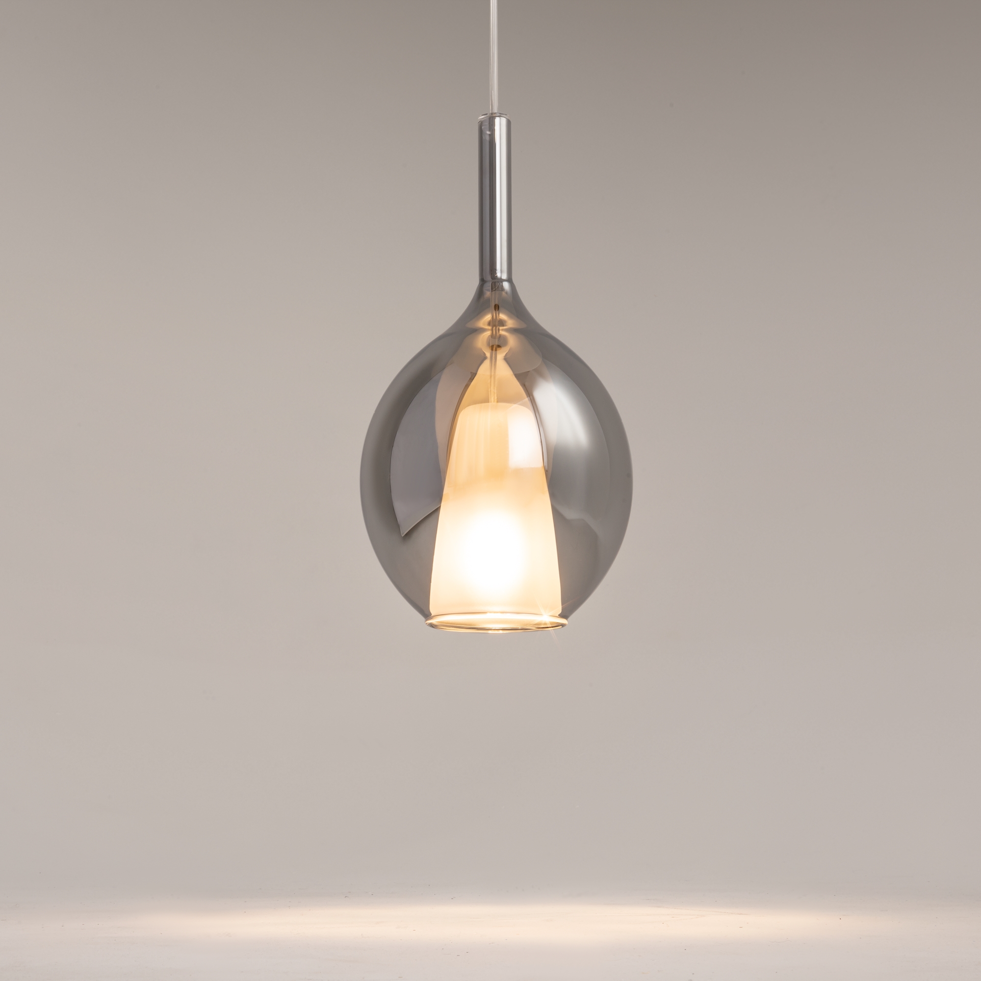 картинка Подвесной светильник Maytoni MOD271PL-01B1