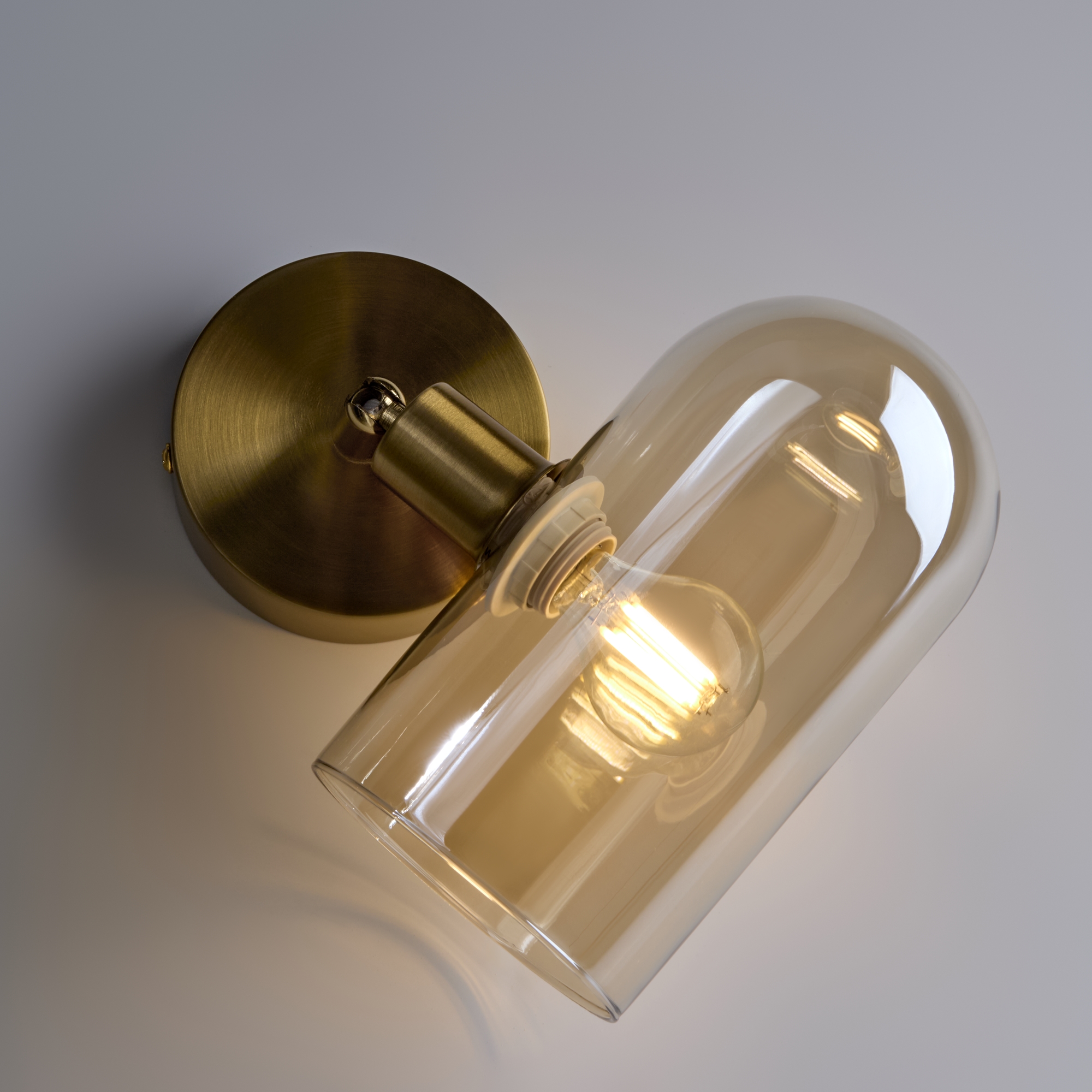 картинка Настенный светильник (бра) Freya FR5427WL-01BS