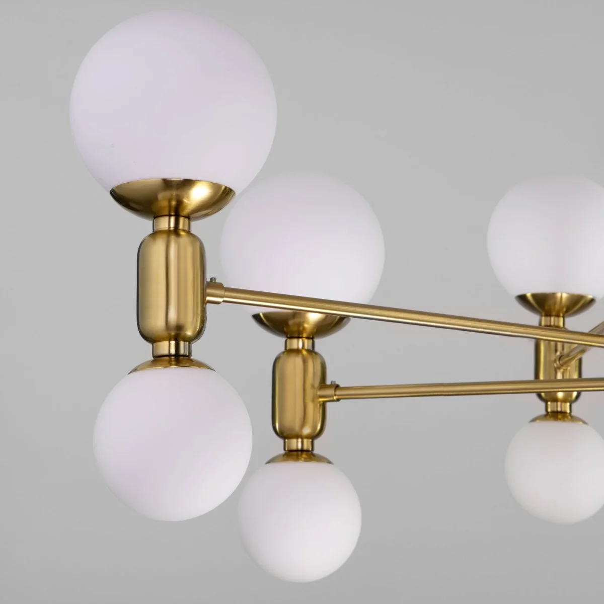 картинка Умная подвесная люстра с плафонами 30182 латунь