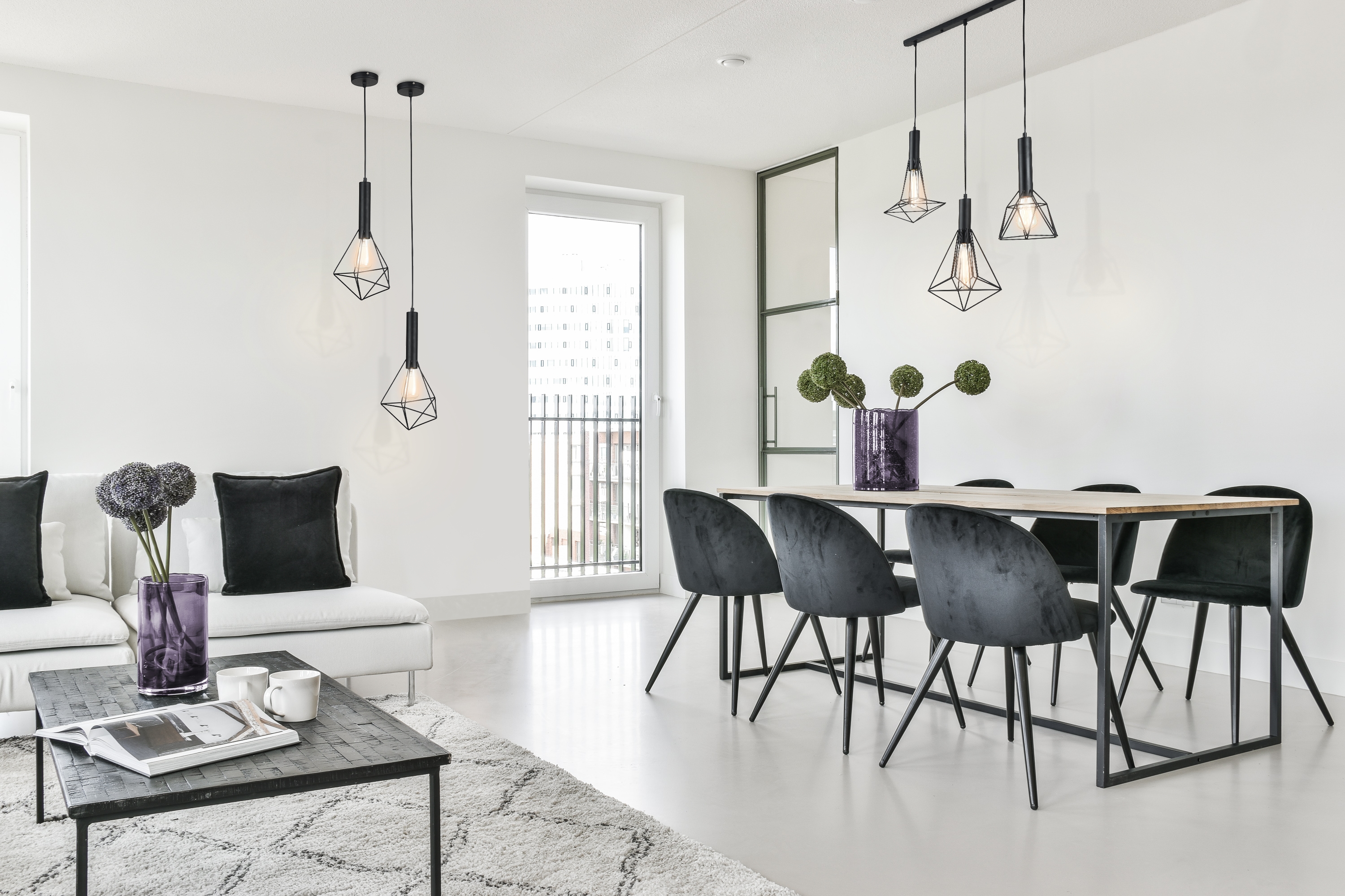 картинка Подвесной светильник Maytoni T021-03-B