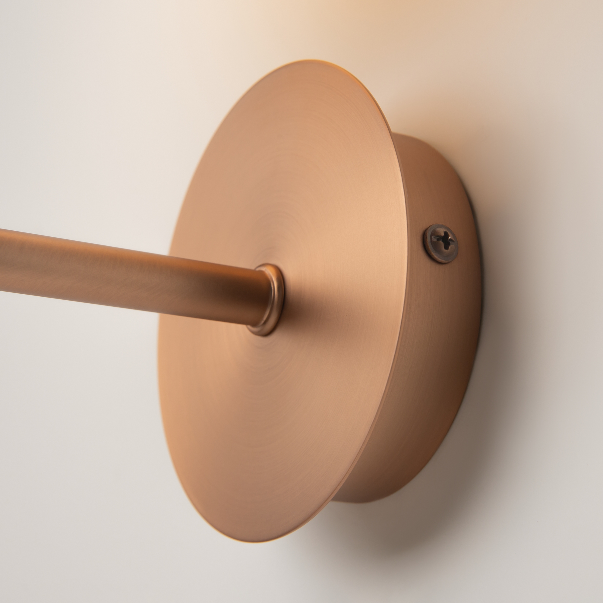 картинка Настенный светильник (бра) Maytoni MOD221-WL-01-G