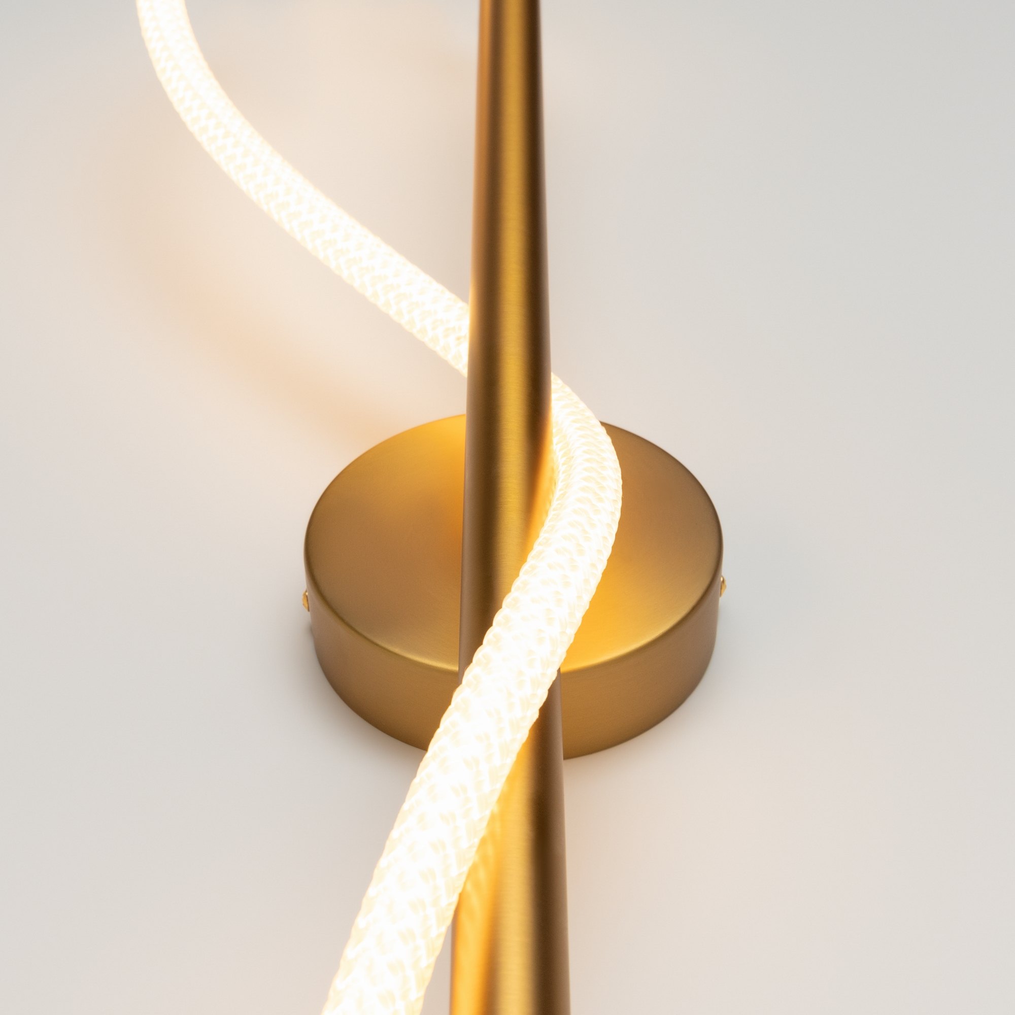 картинка Настенный светильник (бра) Maytoni MOD166WL-L12G3K