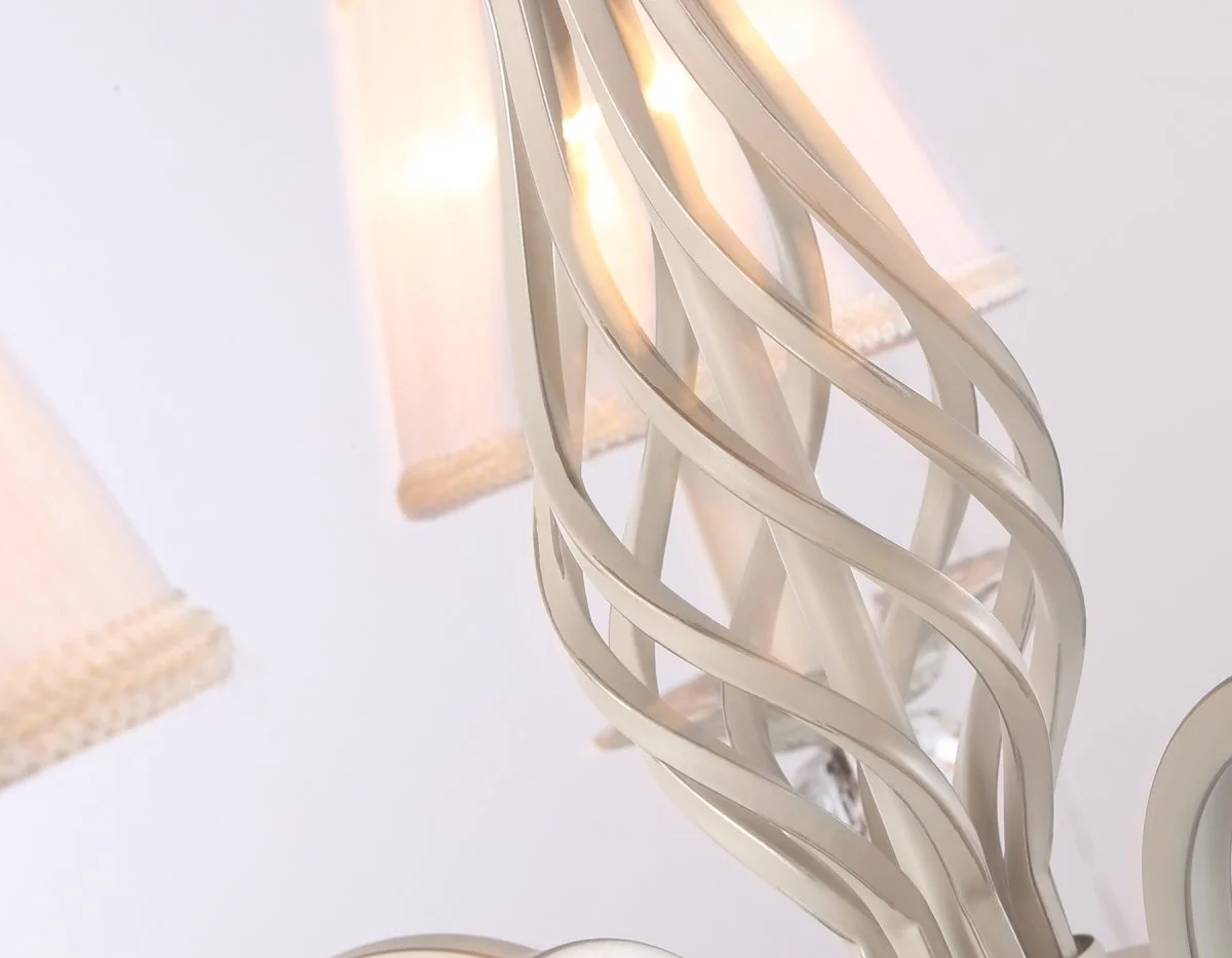 картинка Подвесная люстра с абажурами и хрусталем TR4547