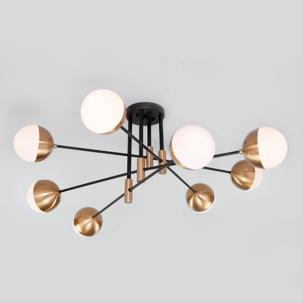 картинка Умная потолочная люстра в стиле лофт 70129/8 латунь Smart