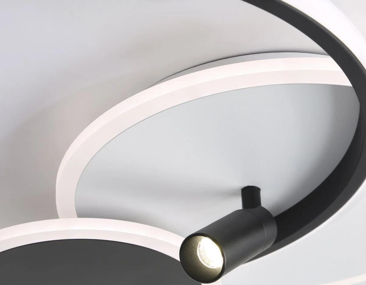 картинка Настенно-потолочный светодиодный светильник с пультом