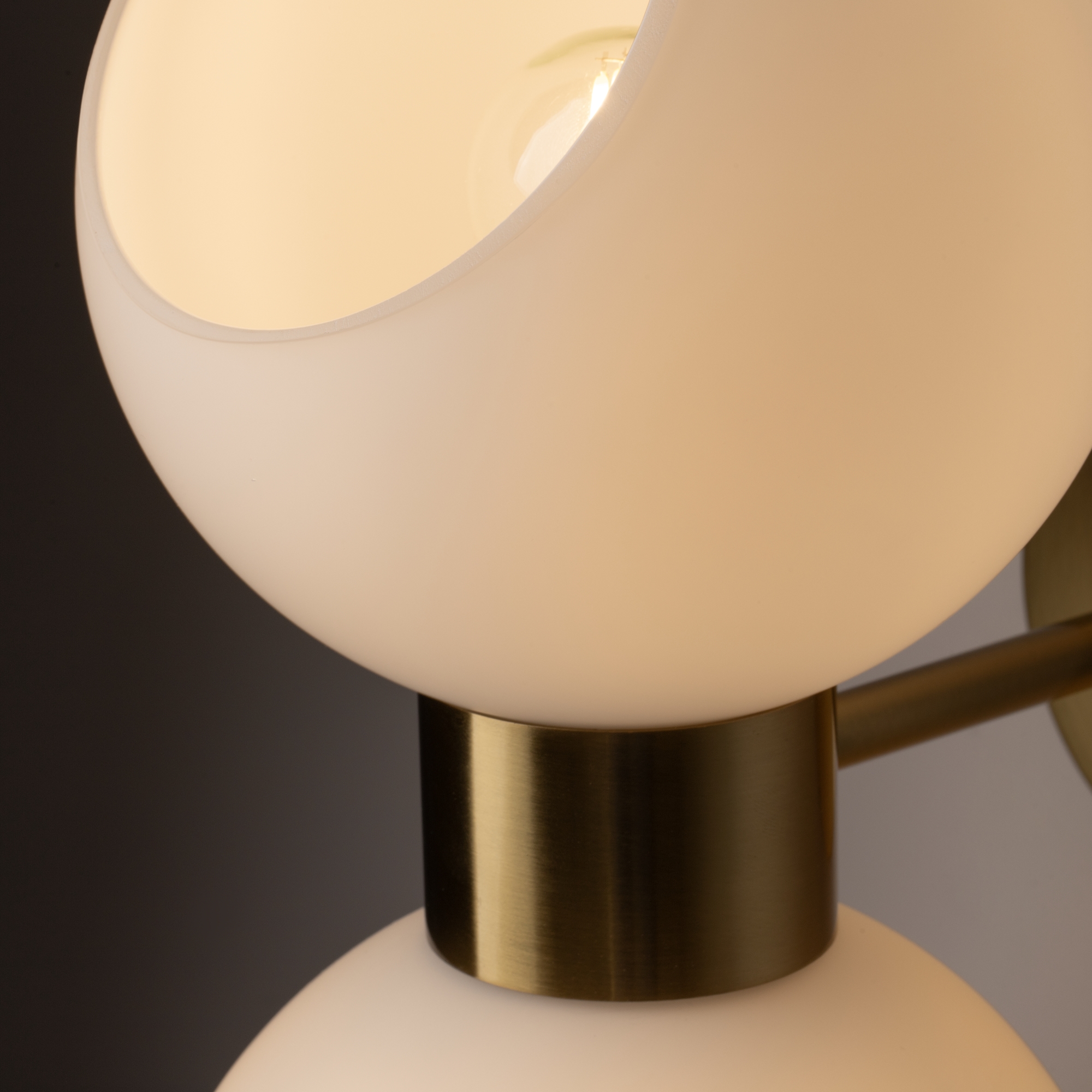 картинка Настенный светильник (бра) Freya FR5394WL-02BS