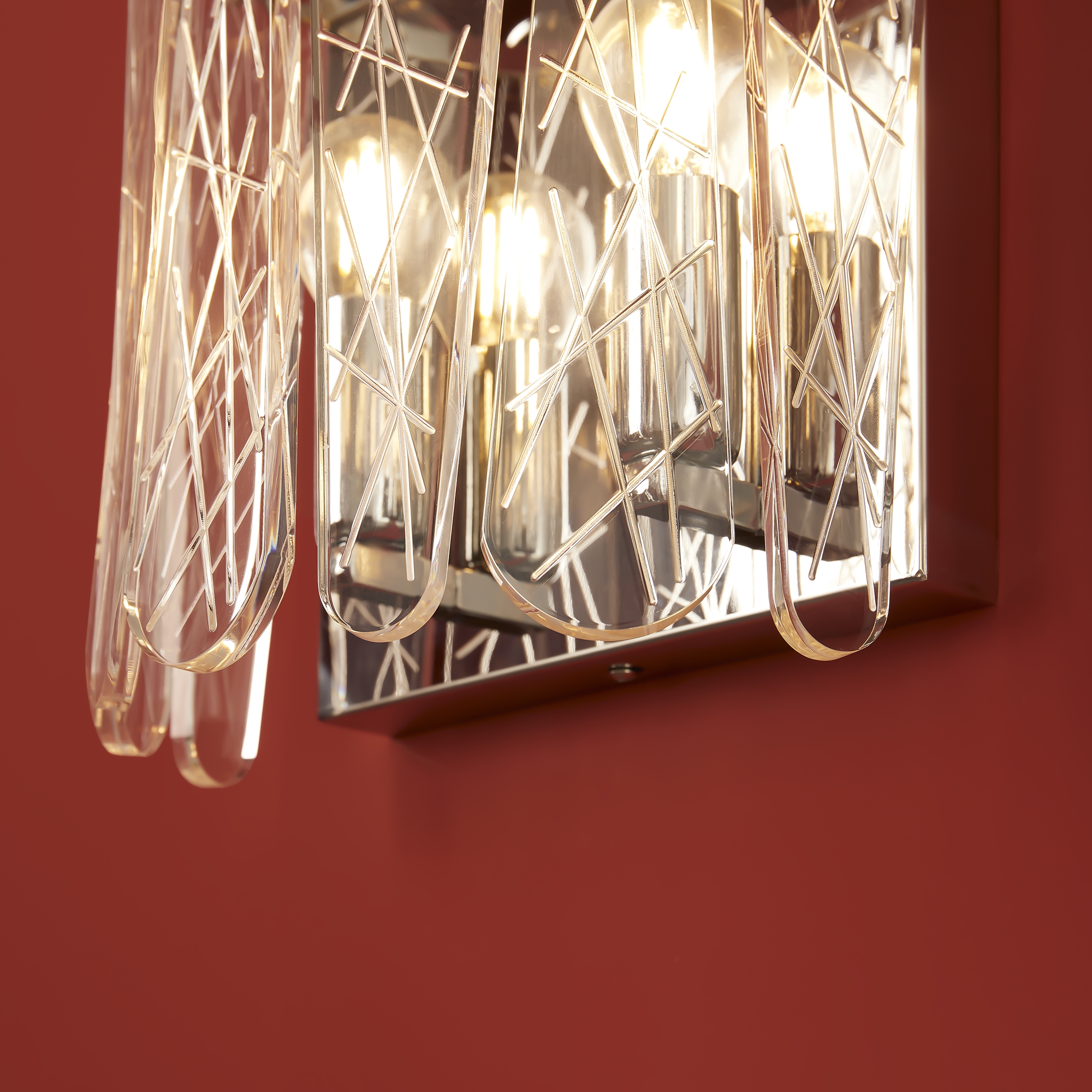 картинка Настенный светильник (бра) Freya FR2048WL-02CH