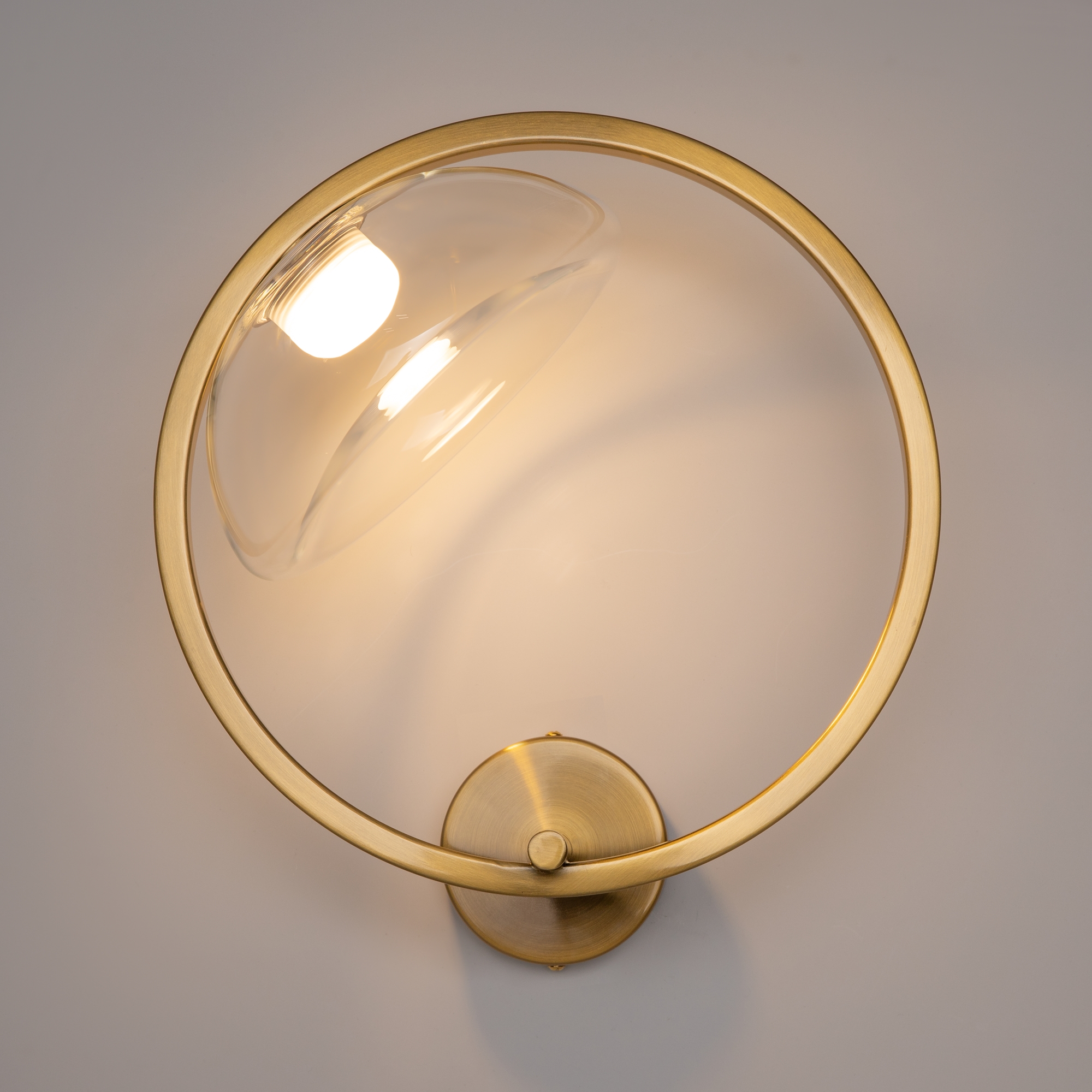 картинка Настенный светильник (бра) Maytoni MOD327WL-L5BS3K1