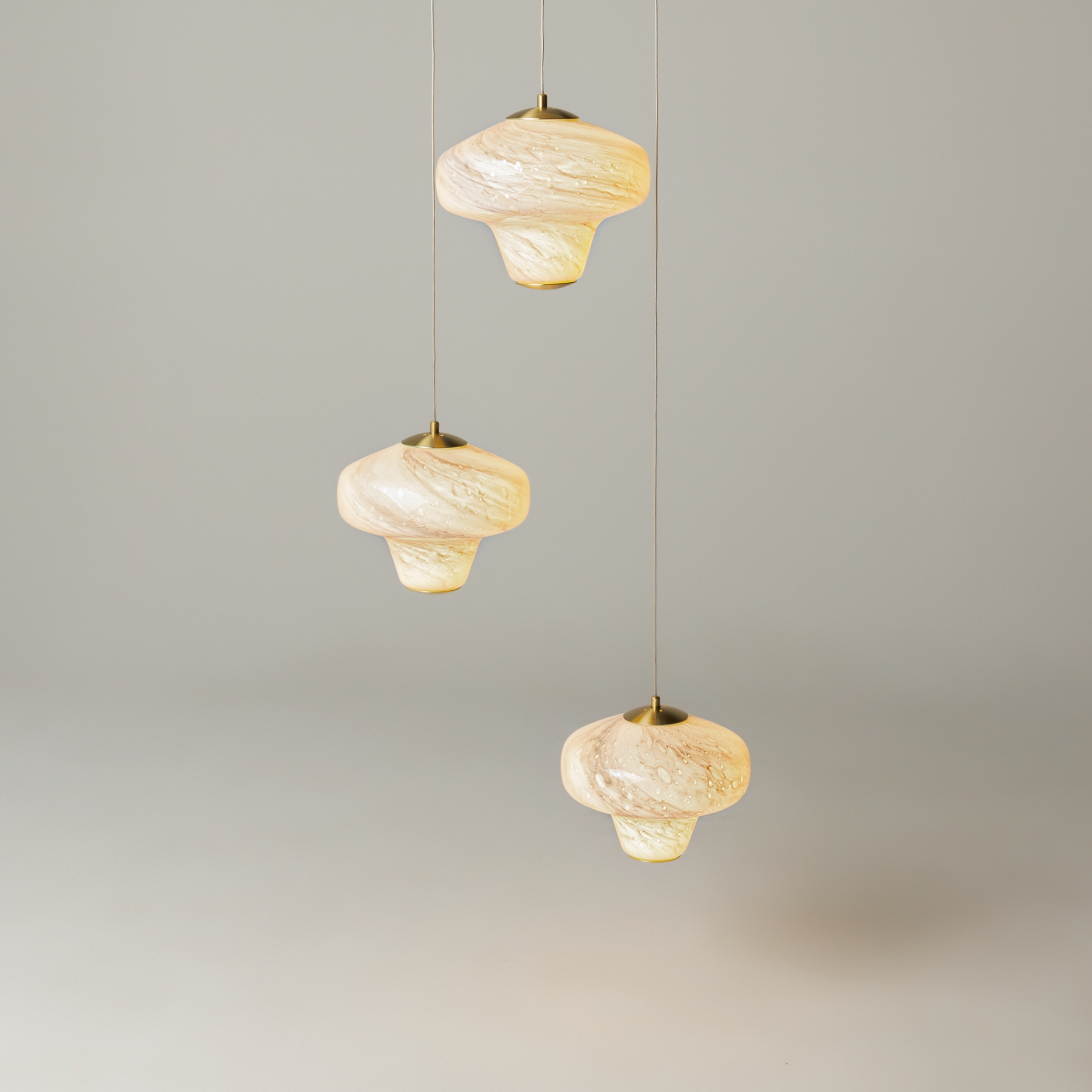 картинка Подвесной светильник Maytoni MOD359PL-L17BS3K