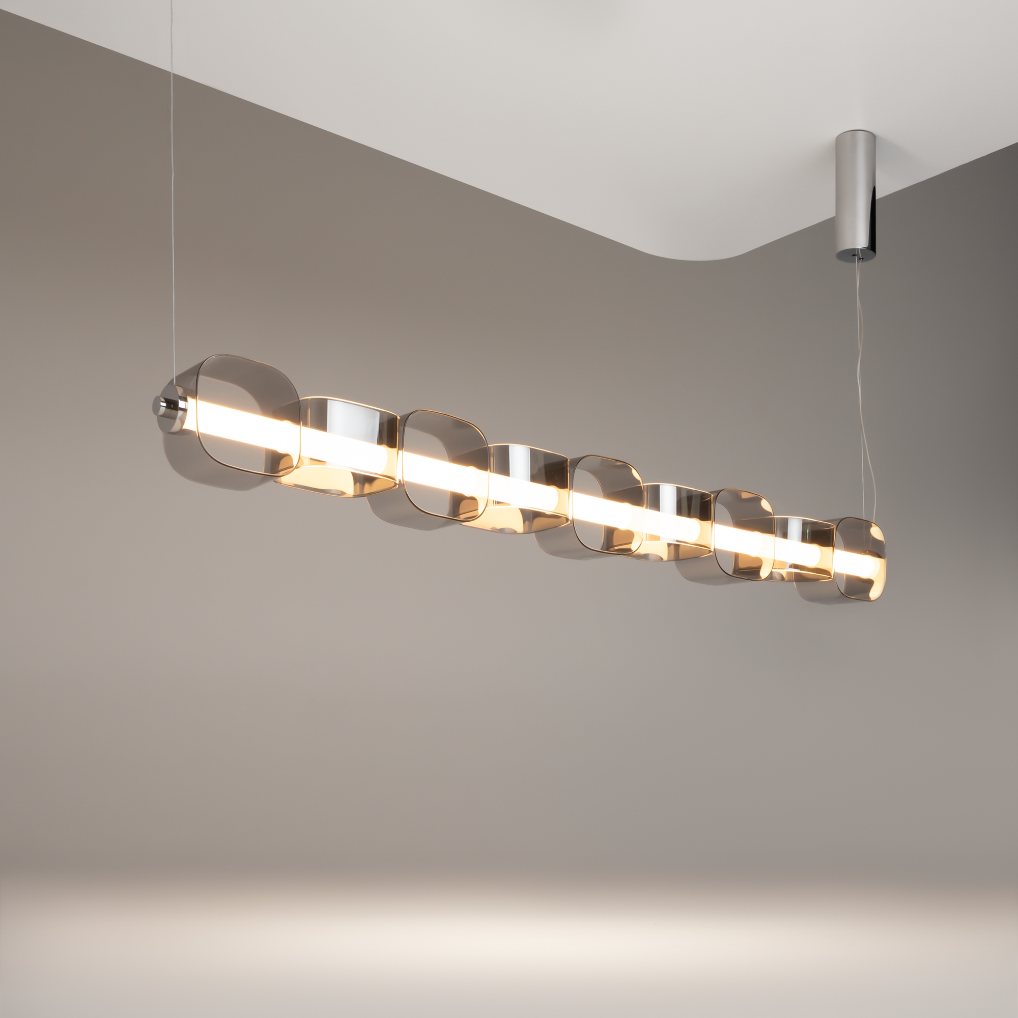 картинка Подвесной светильник Maytoni MOD381PL-L45CH3K