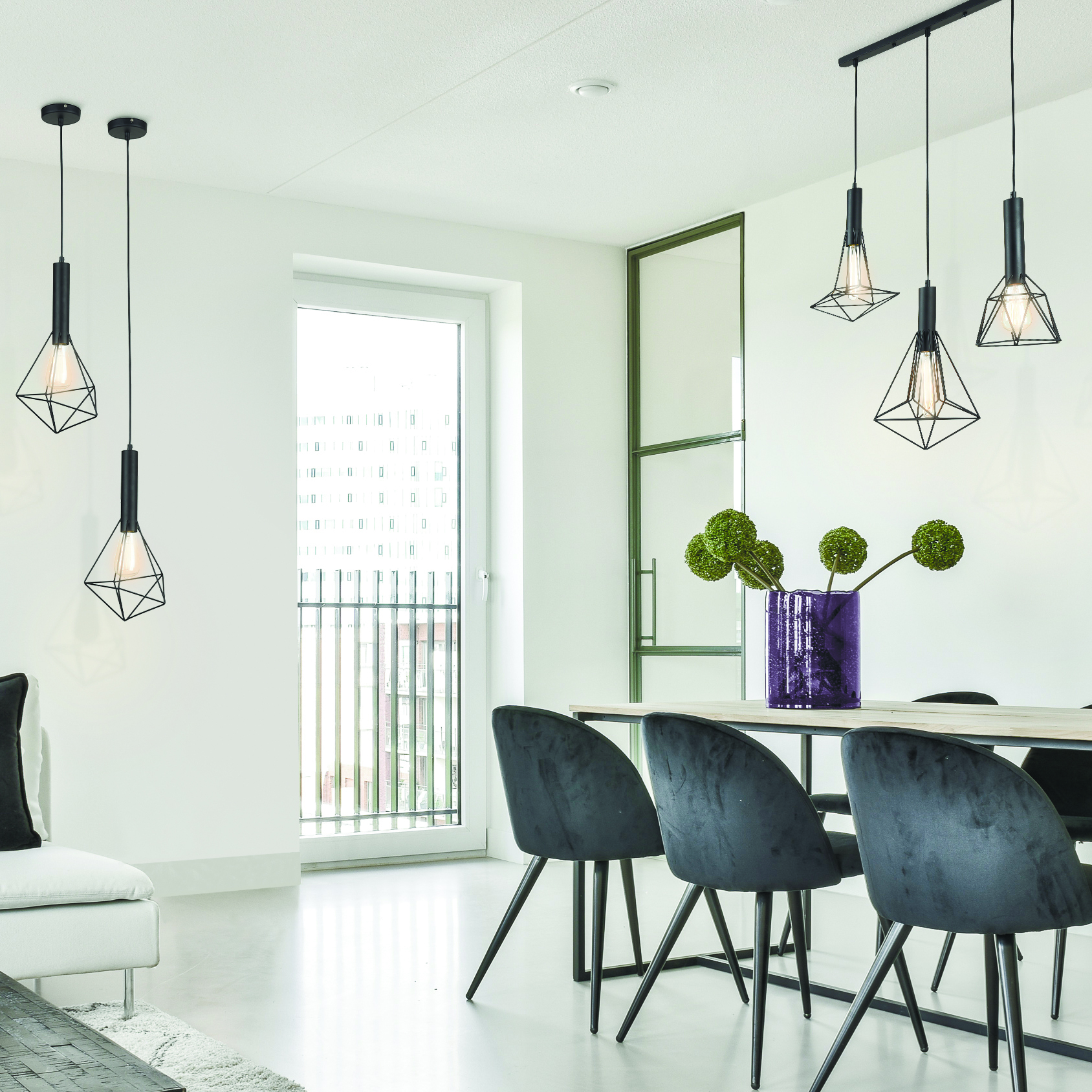 картинка Подвесной светильник Maytoni T021-03-B