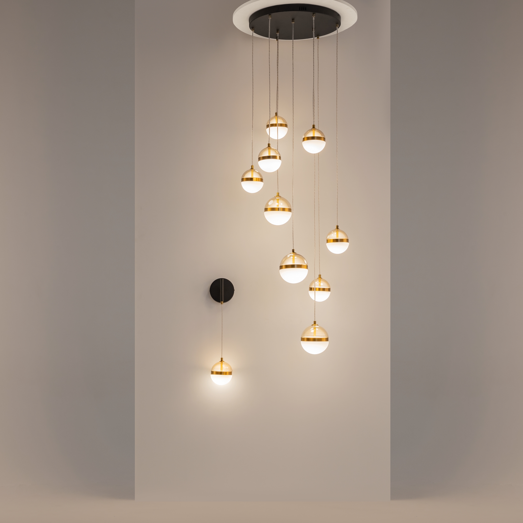 картинка Настенный светильник (бра) Maytoni MOD295WL-L12BBS3K