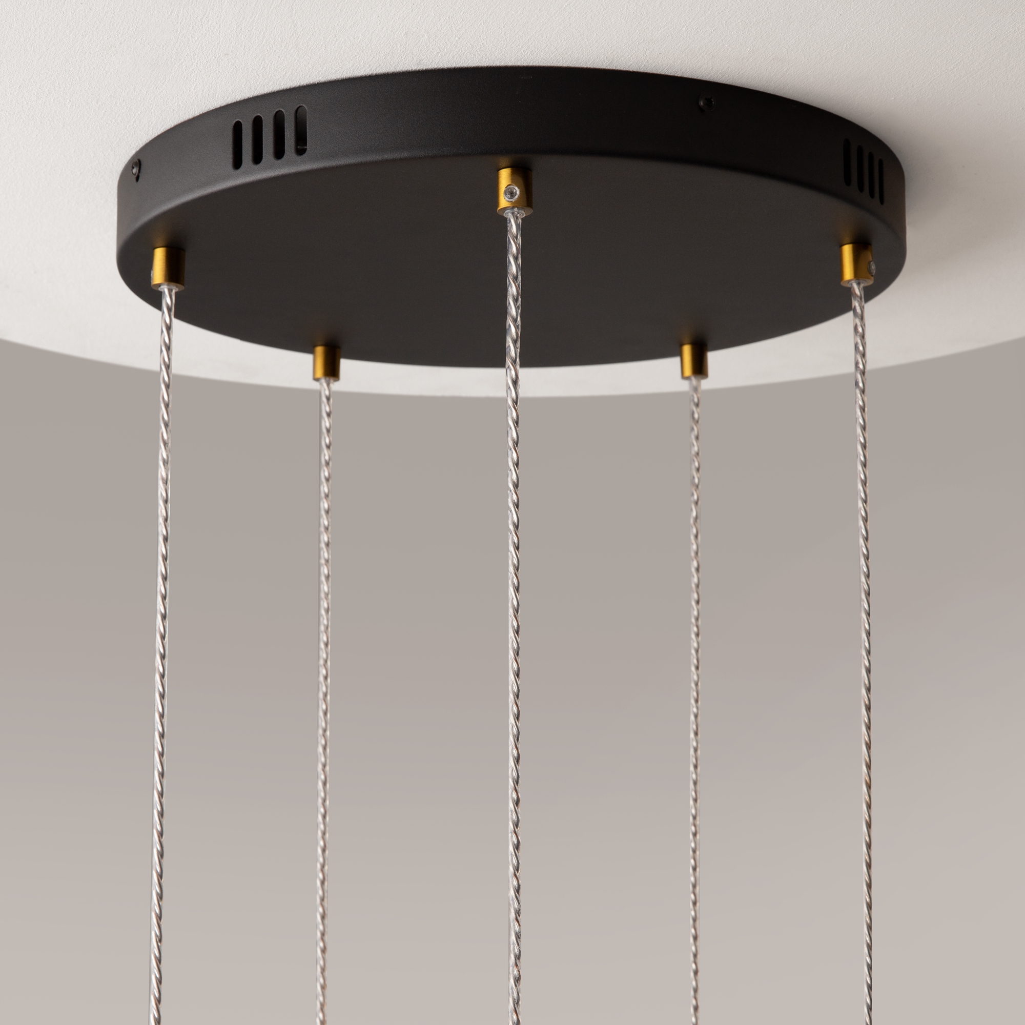 картинка Подвесной светильник Maytoni MOD295PL-L60BBS3K