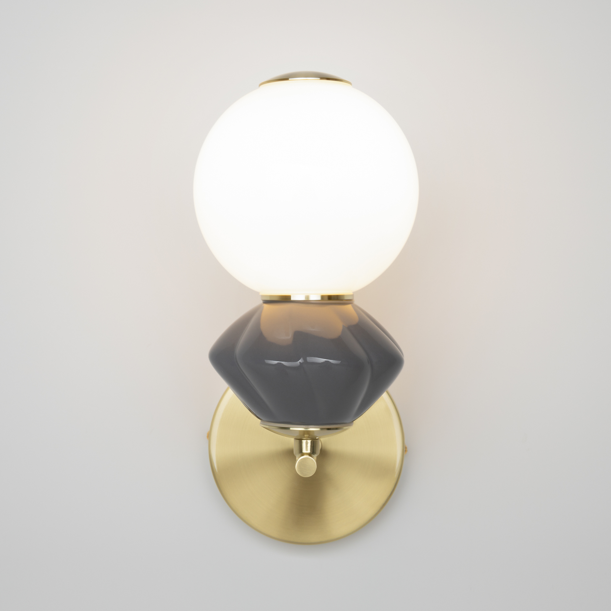 картинка Настенный светильник (бра) Maytoni MOD362WL-L5GR3K