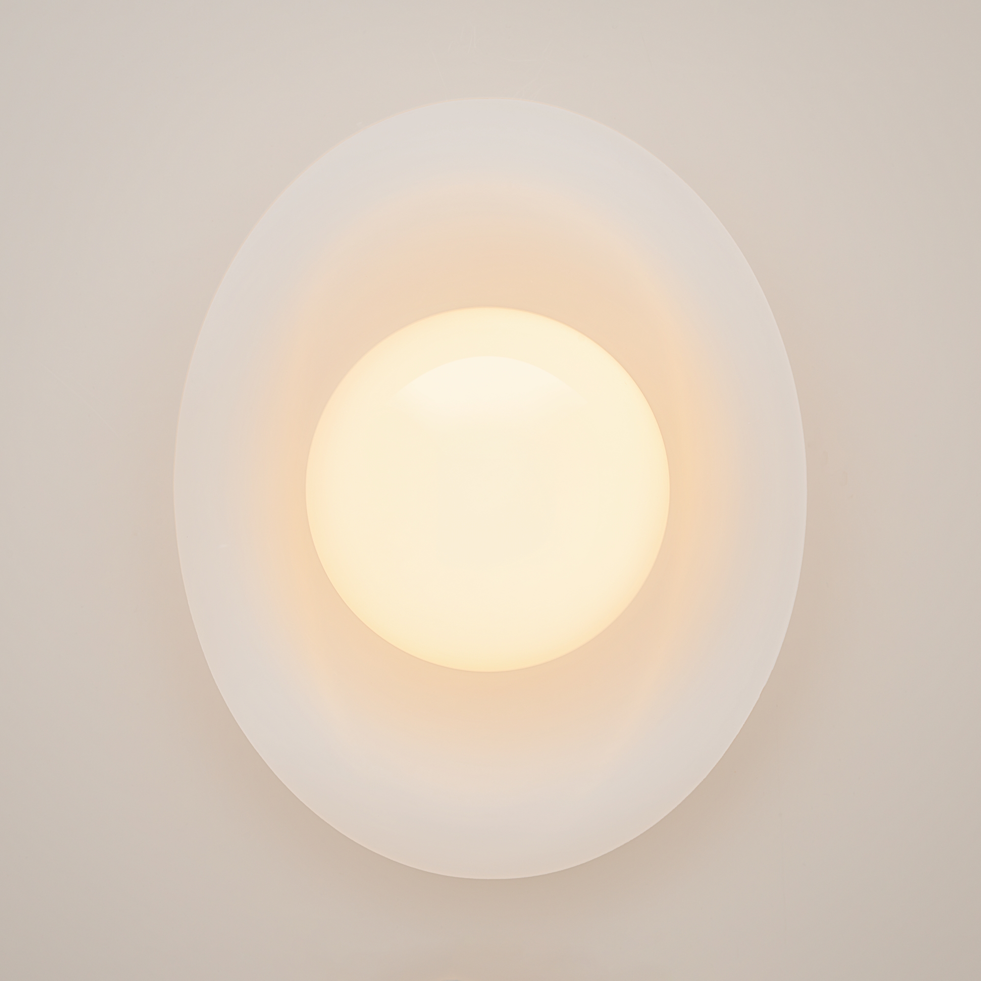 картинка Настенный светильник (бра) Maytoni MOD435WL-01W