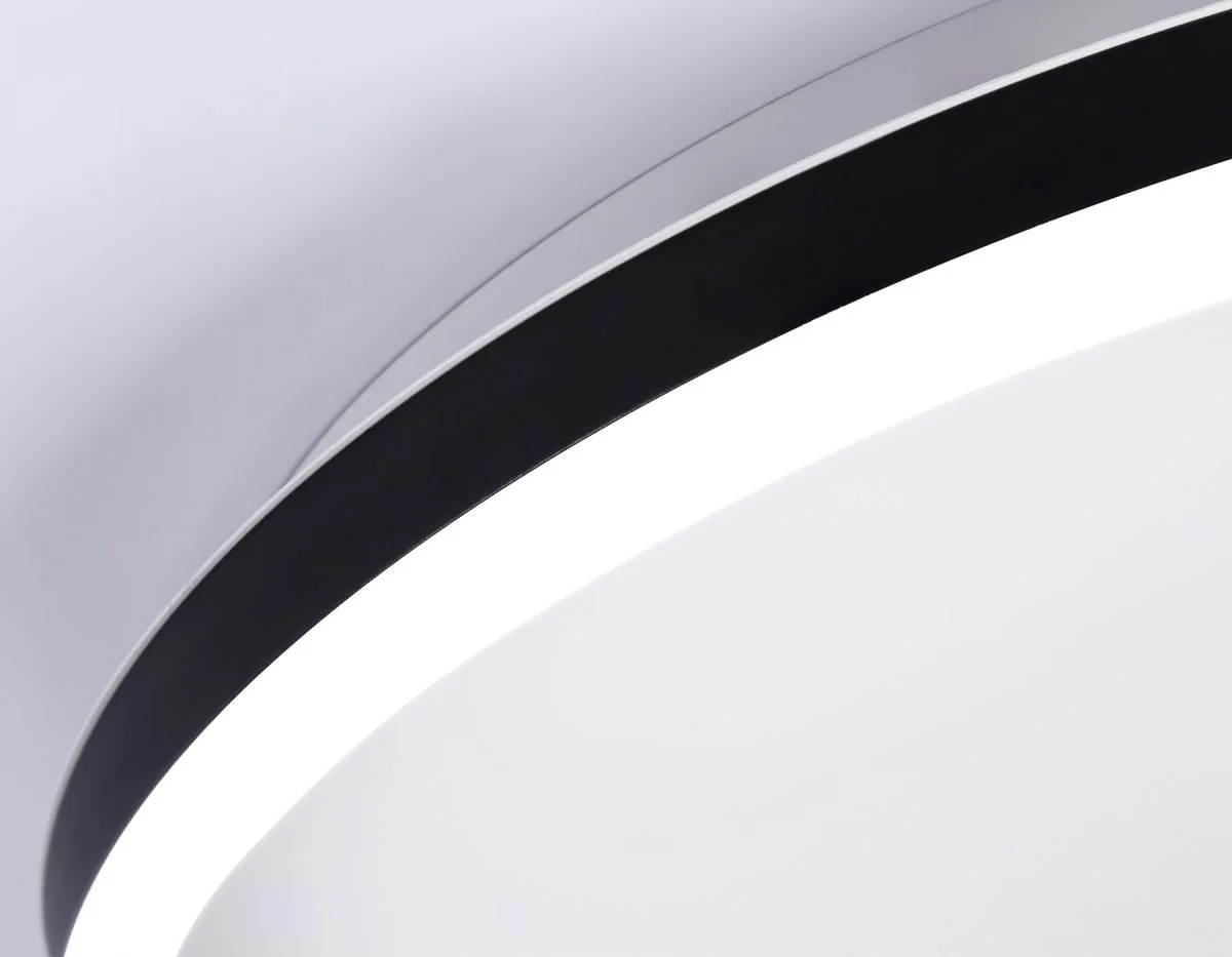 картинка Потолочный светодиодный светильник с пультом управления