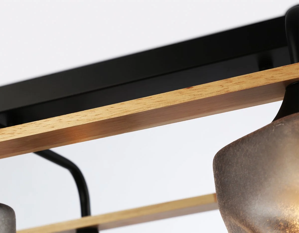 картинка Светильник потолочный со стеклянными плафонами