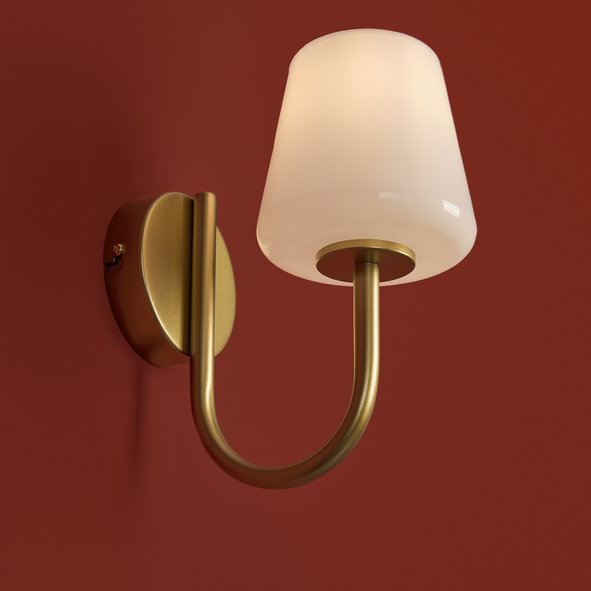 картинка Настенный светильник (бра) Freya FR2039WL-01G