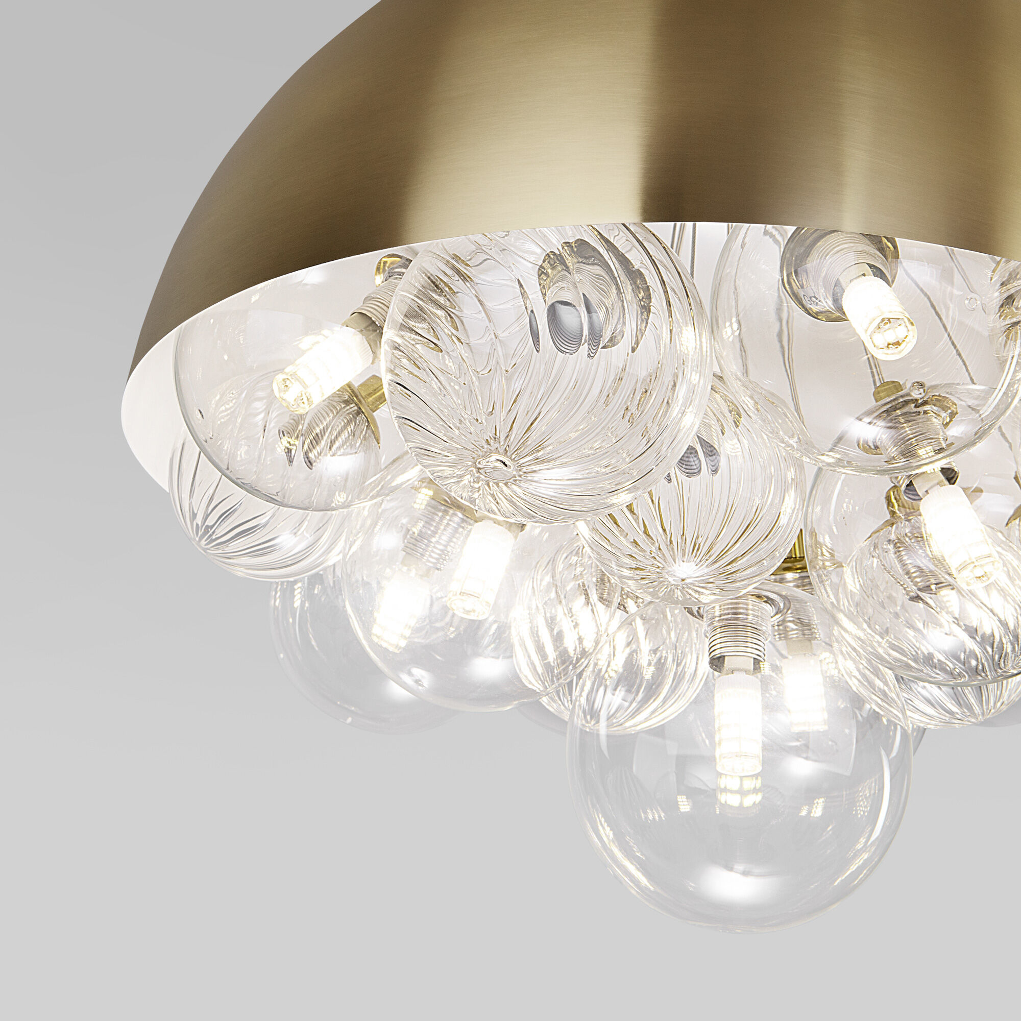 картинка Подвесной светильник со стеклянными плафонами 30177 латунь