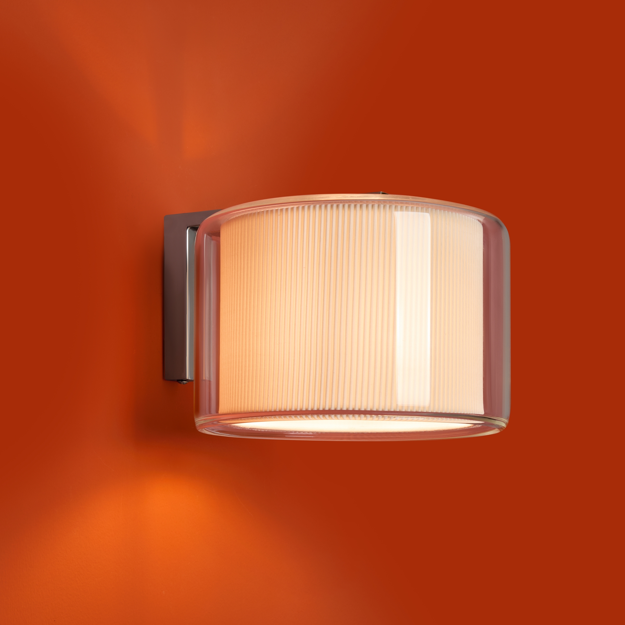 картинка Настенный светильник (бра) Freya FR2055WL-01CH