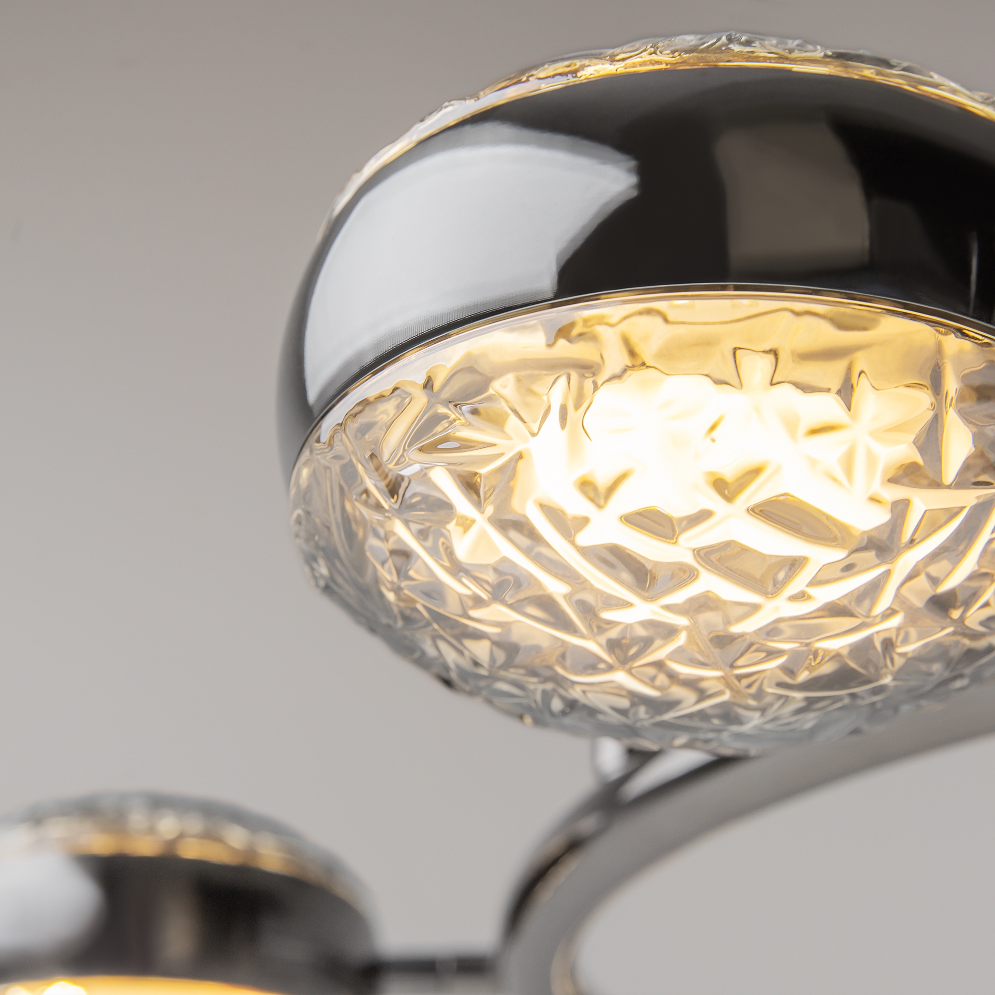 картинка Подвесной светильник Maytoni MOD299PL-L60BC3K