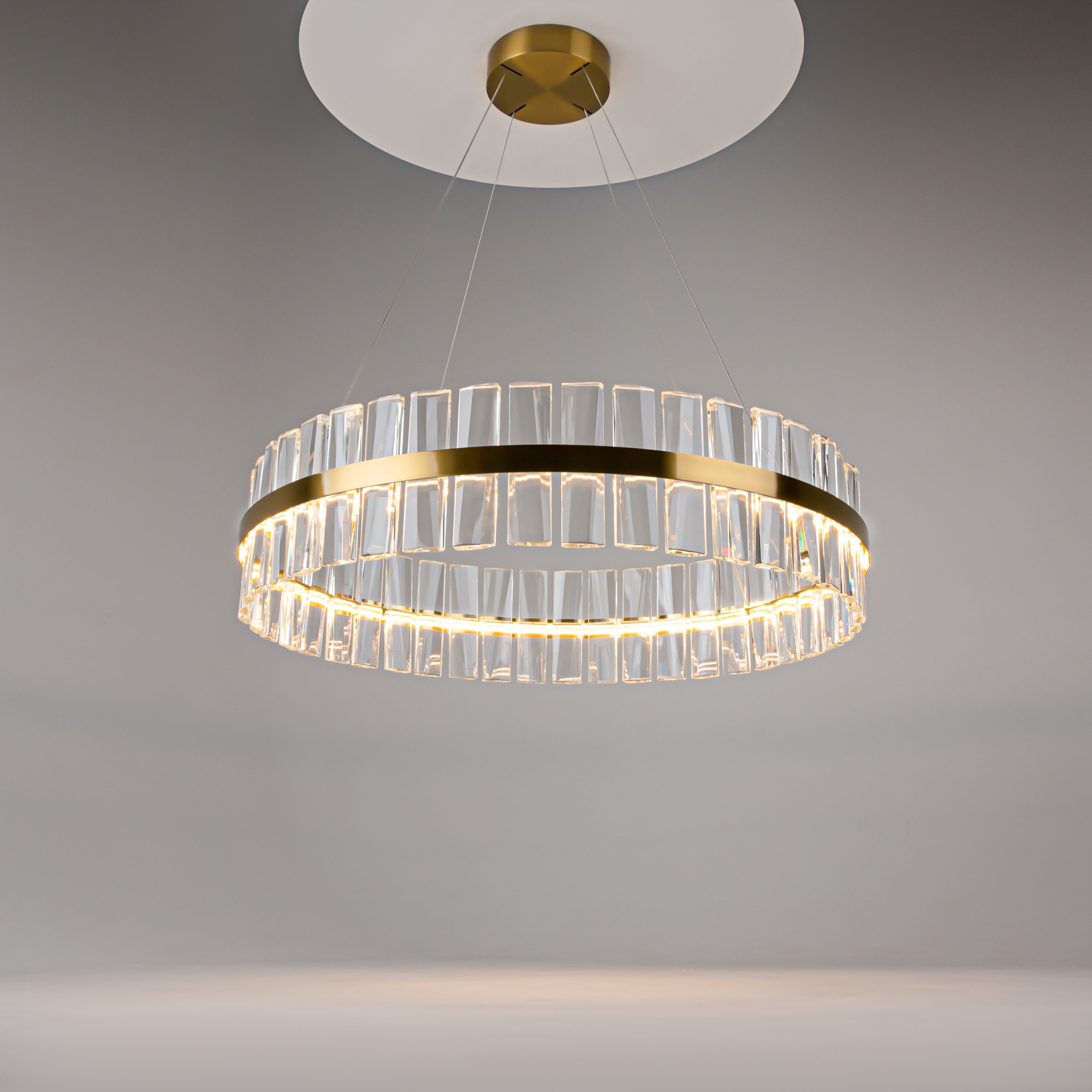 картинка Подвесной светильник Maytoni MOD173PL-L60BS3K