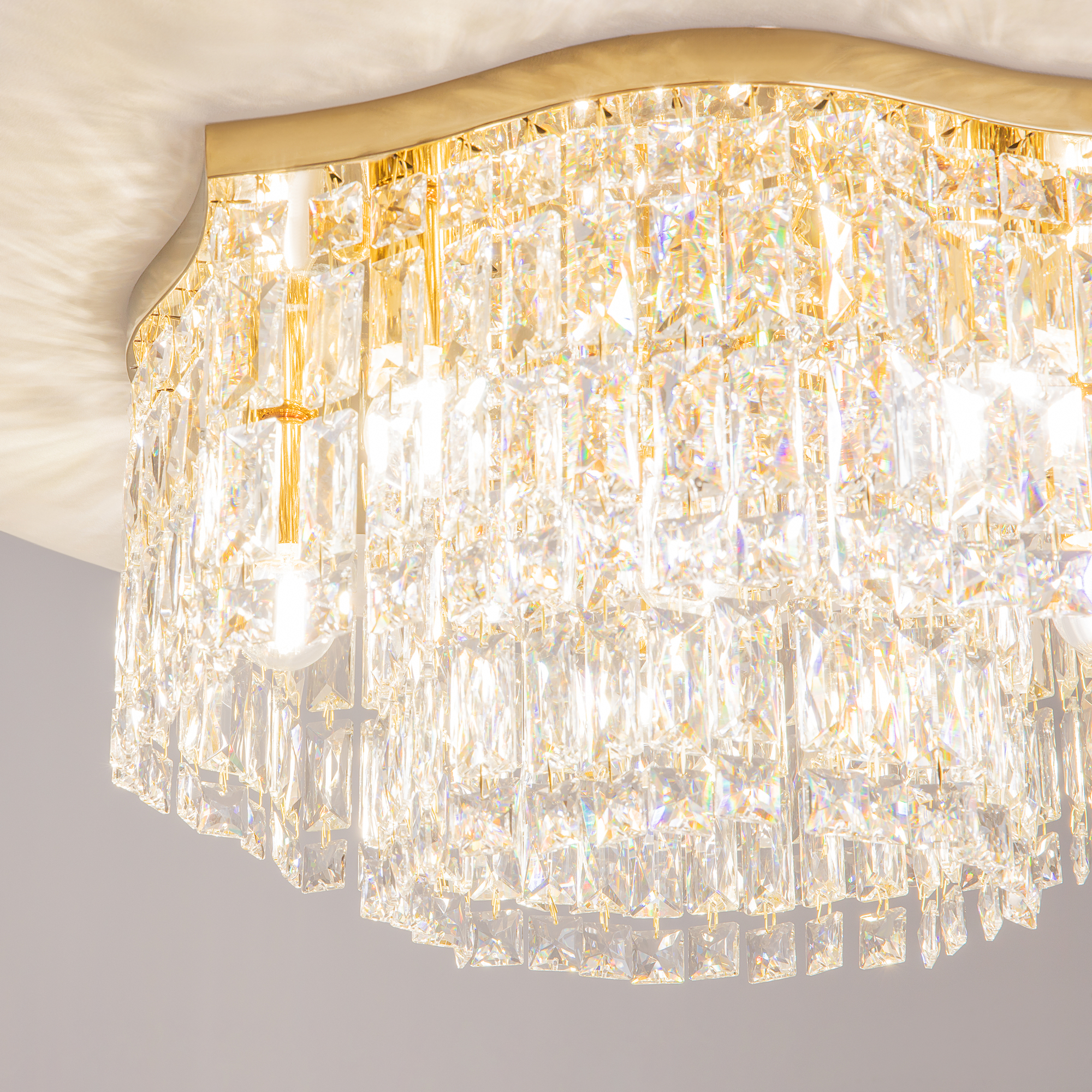 картинка Потолочный светильник Maytoni DIA005CL-06G