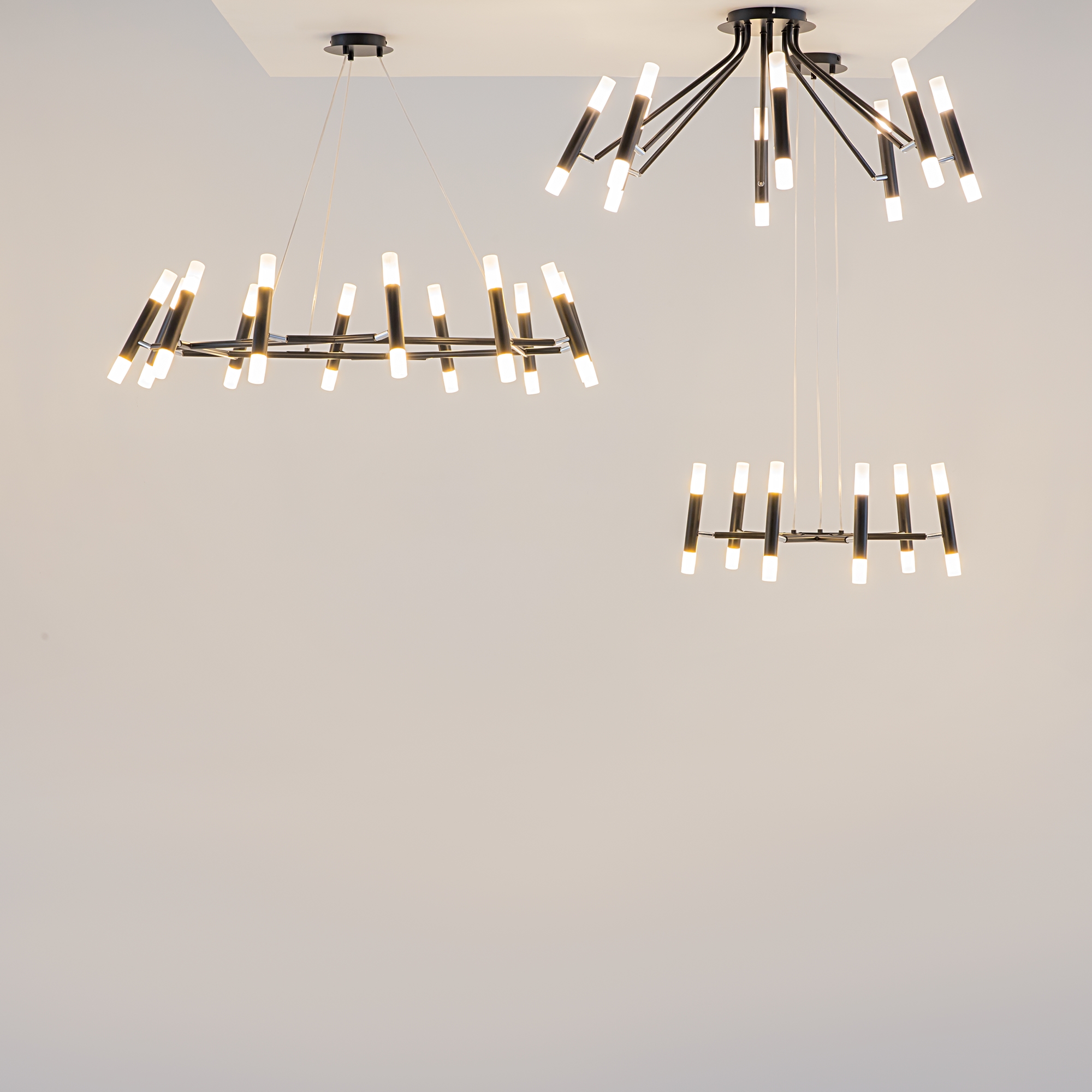 картинка Потолочный светильник Maytoni MOD620CL-16B