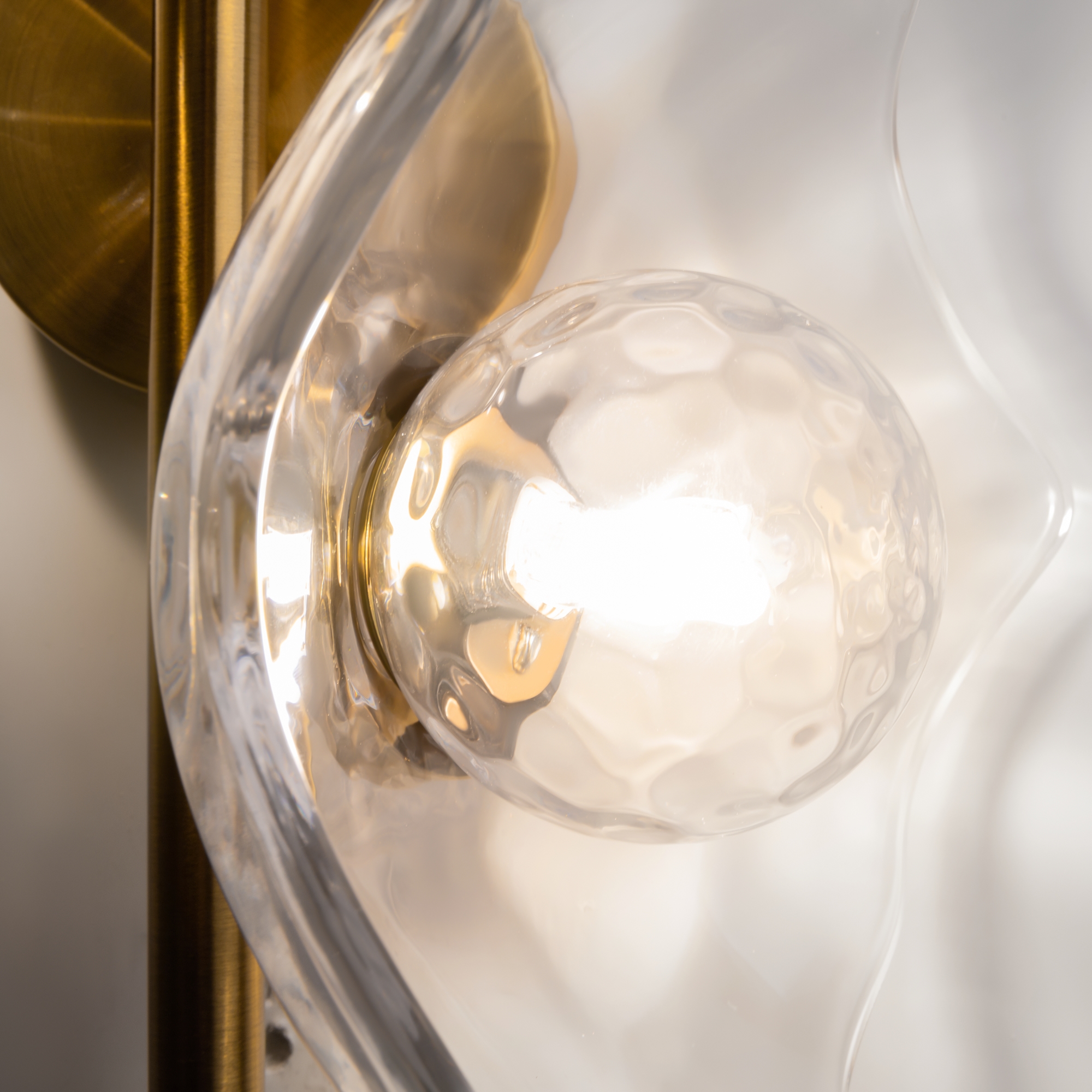 картинка Настенный светильник (бра) Maytoni MOD207WL-02BS