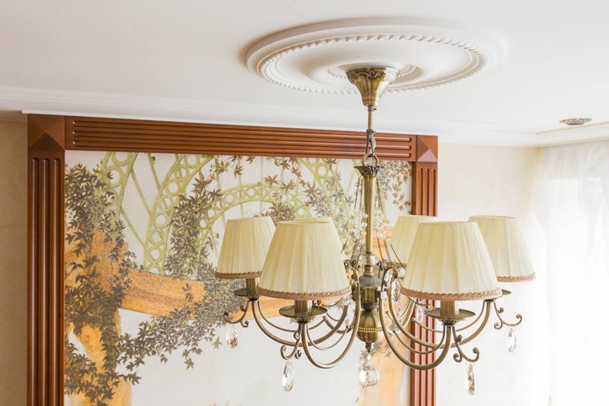 картинка Люстра Maytoni RC093-PL-06-R