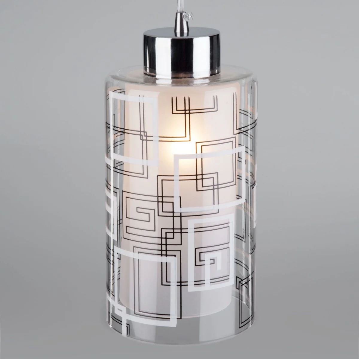 картинка Подвесной светильник с плафоном 50002/1 хром