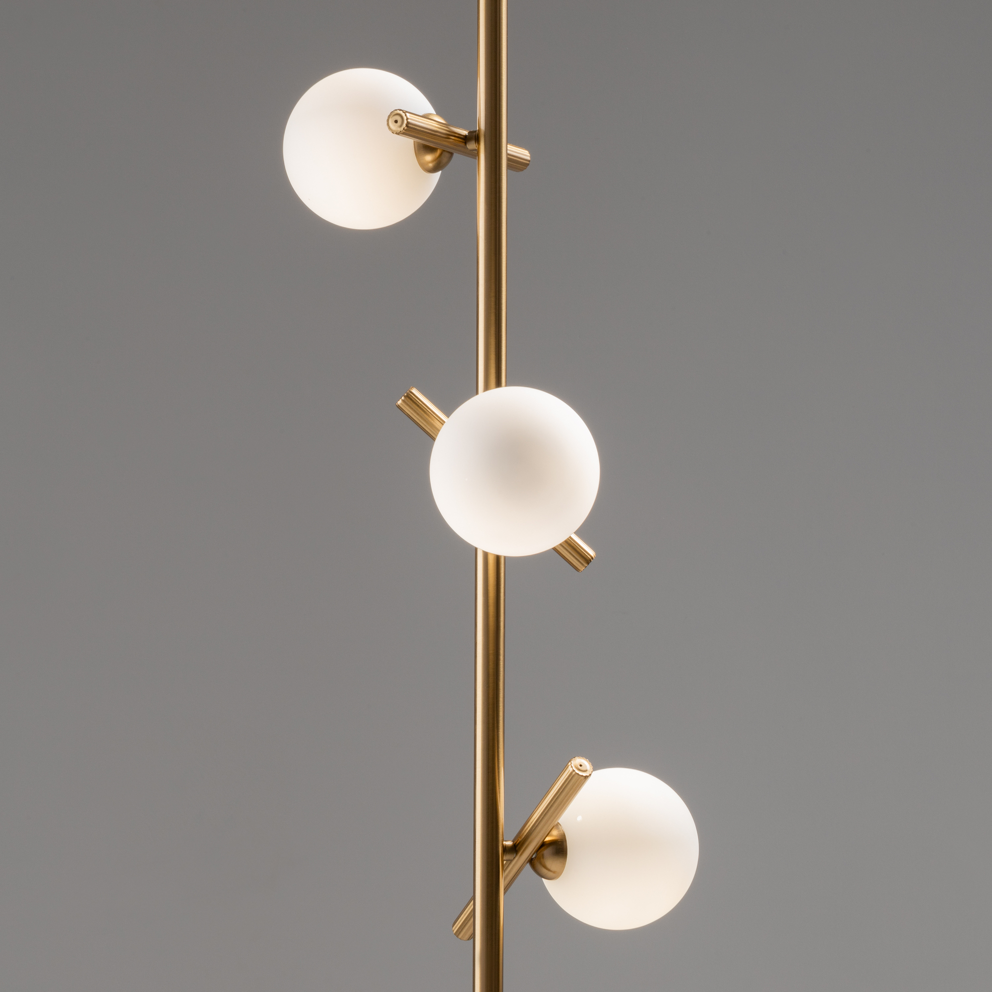 картинка Напольный светильник (торшер) Freya FR5259FL-03BS