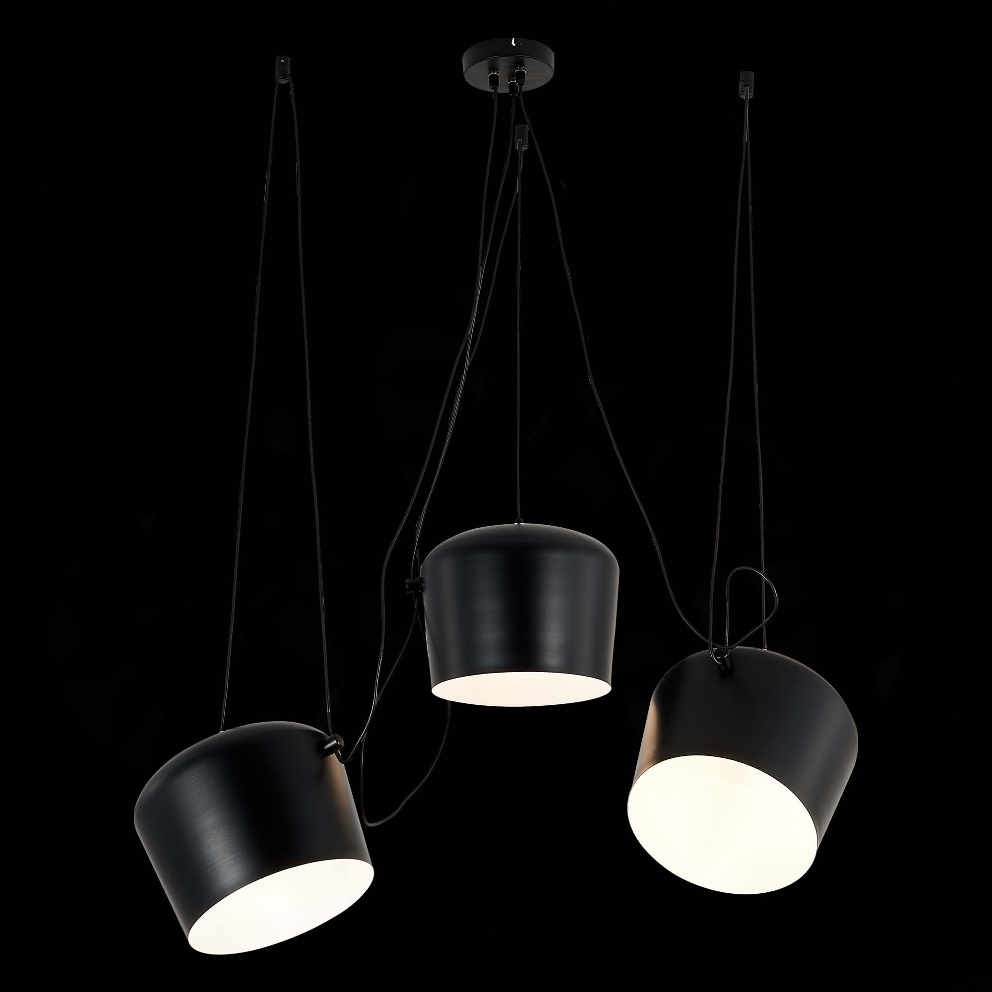 картинка SLE120643-03.1 Светильник подвесной Черный/Черный E27 3*40W