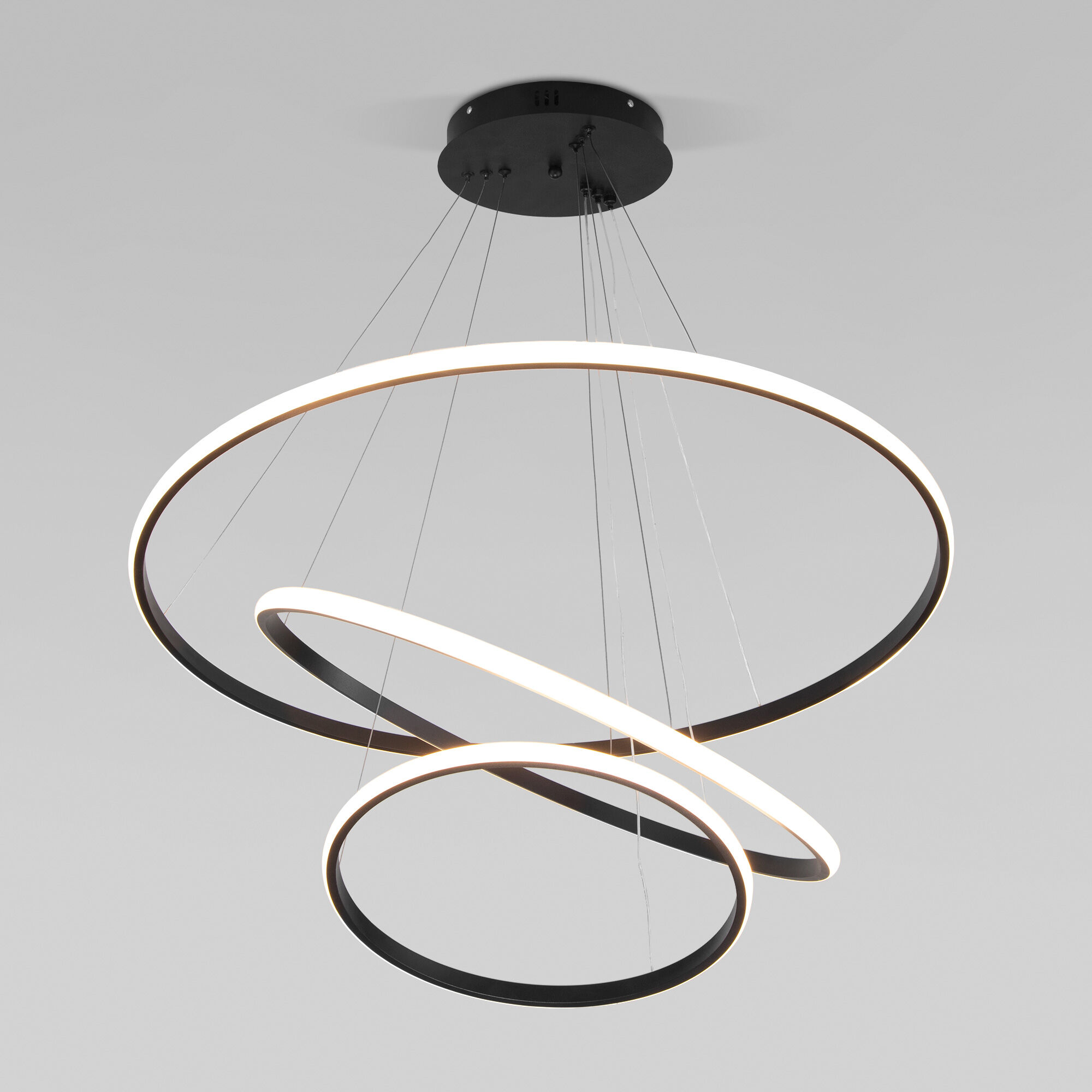 картинка Подвесной светодиодный светильник с пультом управления 90264/3 черный