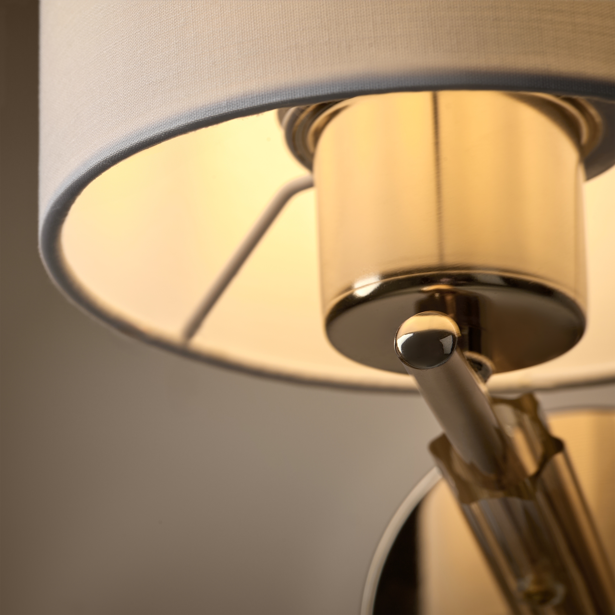 картинка Настенный светильник (бра) Freya FR5386WL-01G