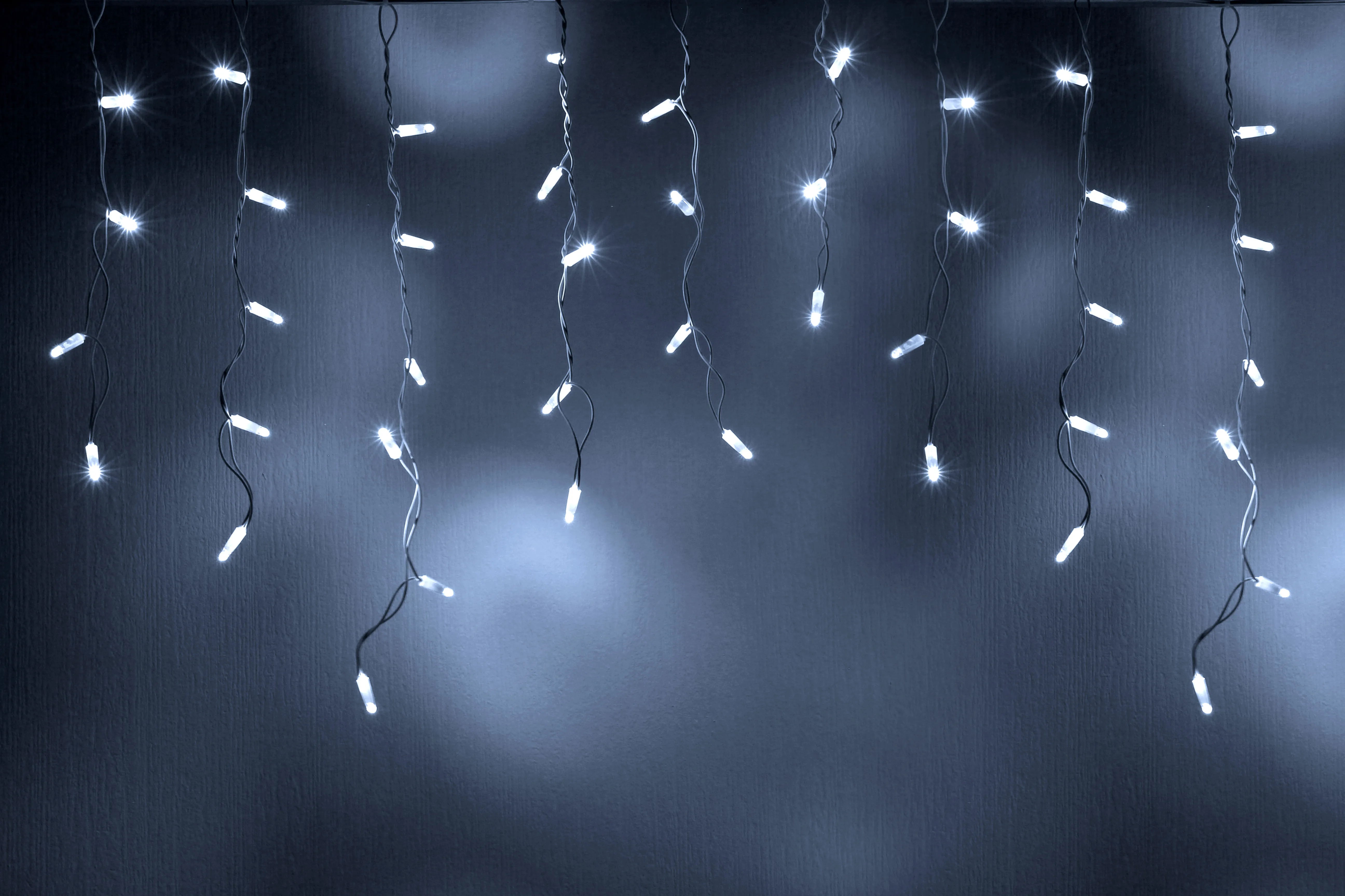 картинка Светодиодная бахрома 3х0.6м, флэш, белый провод, белая