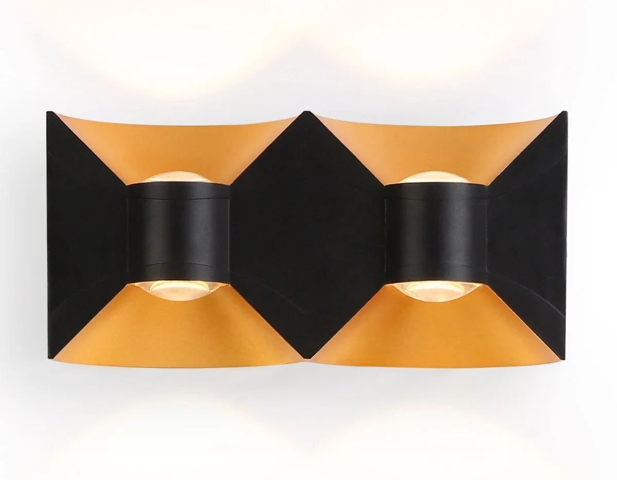 картинка Уличный настенный светодиодный светильник IP54 ST4477