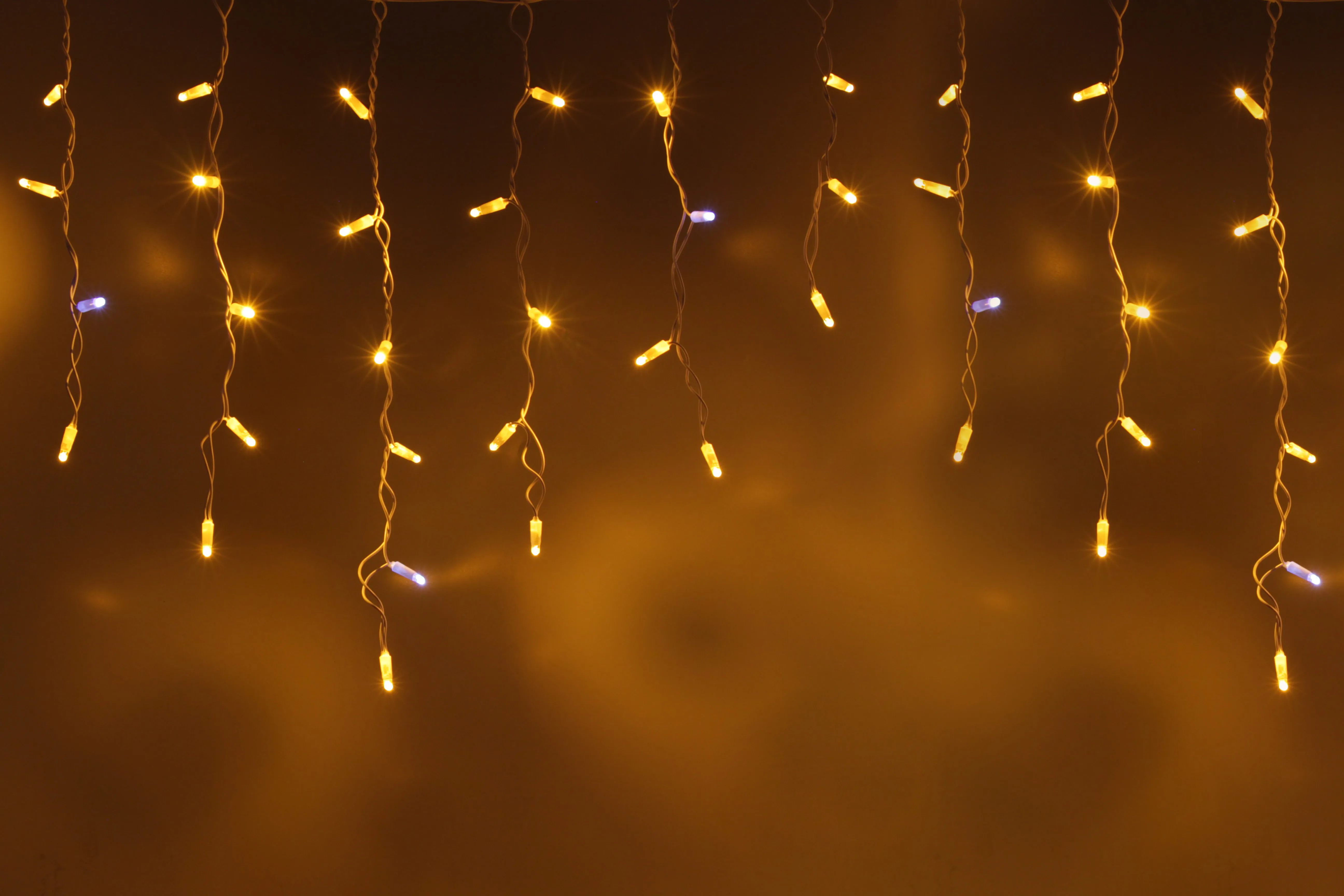 картинка Светодиодная бахрома 3х0.6м, флэш, белый провод, желтая