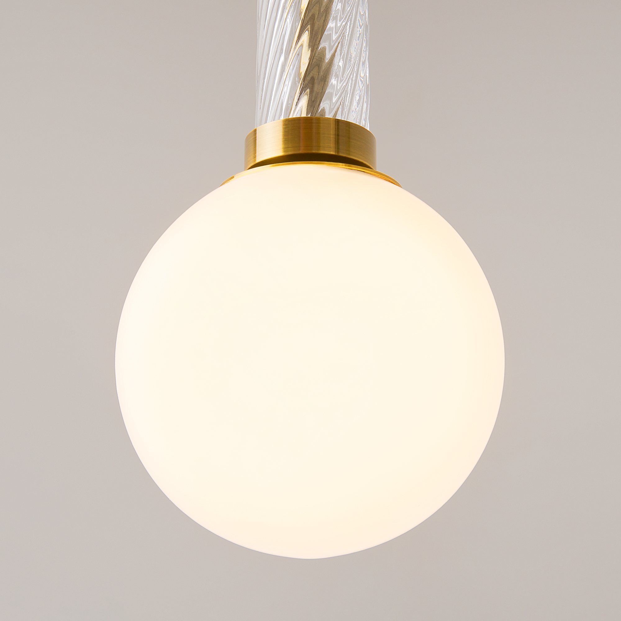 картинка Подвесной светильник Maytoni MOD287PL-01BS