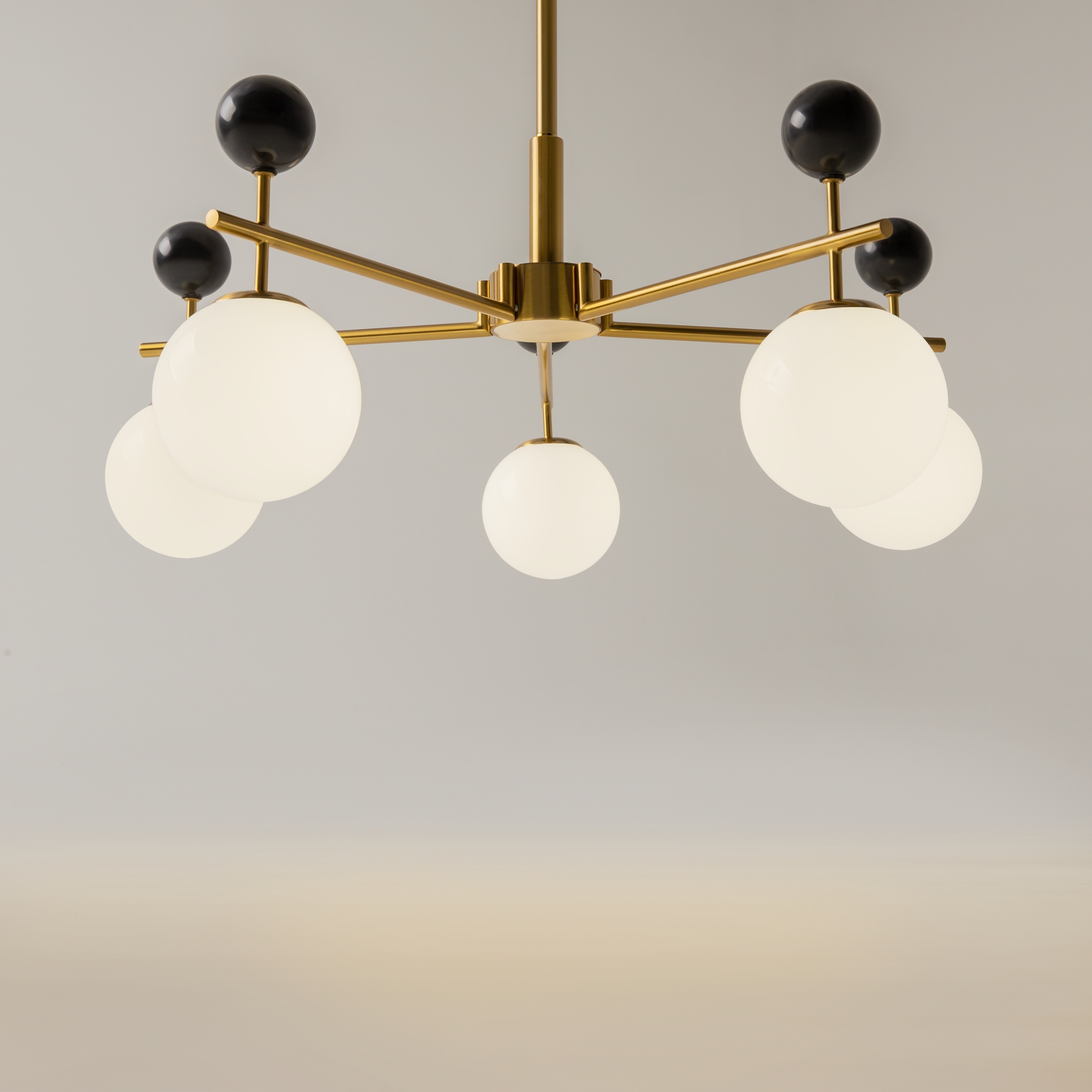 картинка Подвесной светильник Maytoni MOD436PL-05BS