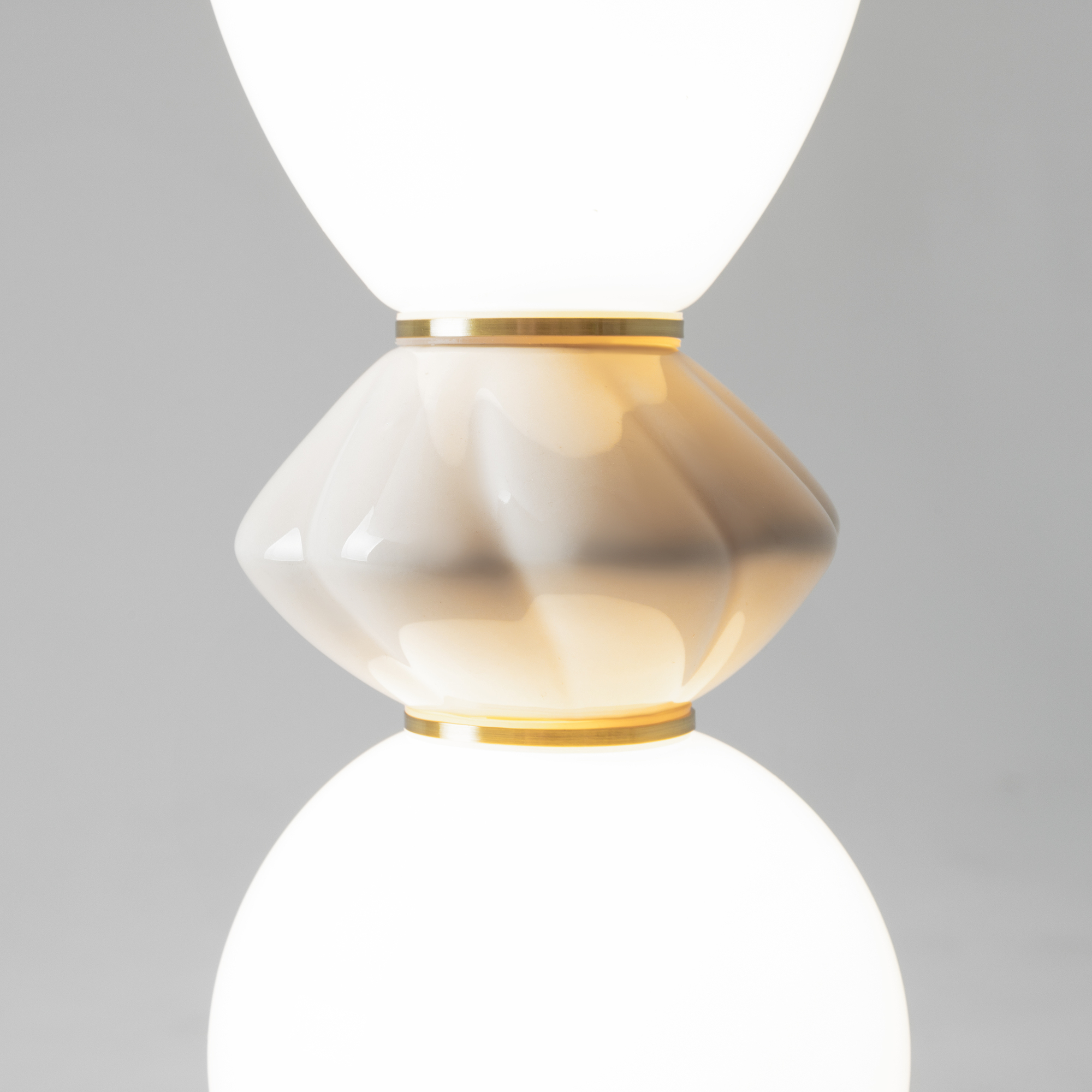 картинка Подвесной светильник Maytoni MOD362PL-L10BG3K