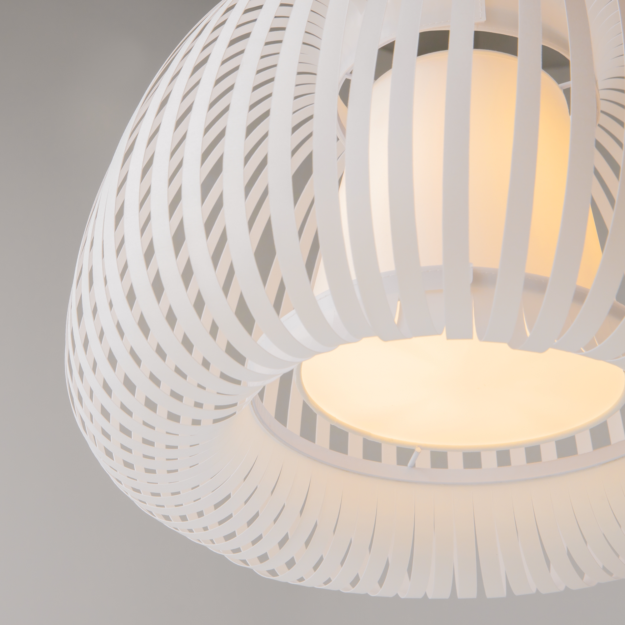 картинка Подвесной светильник Maytoni MOD409PL-01W