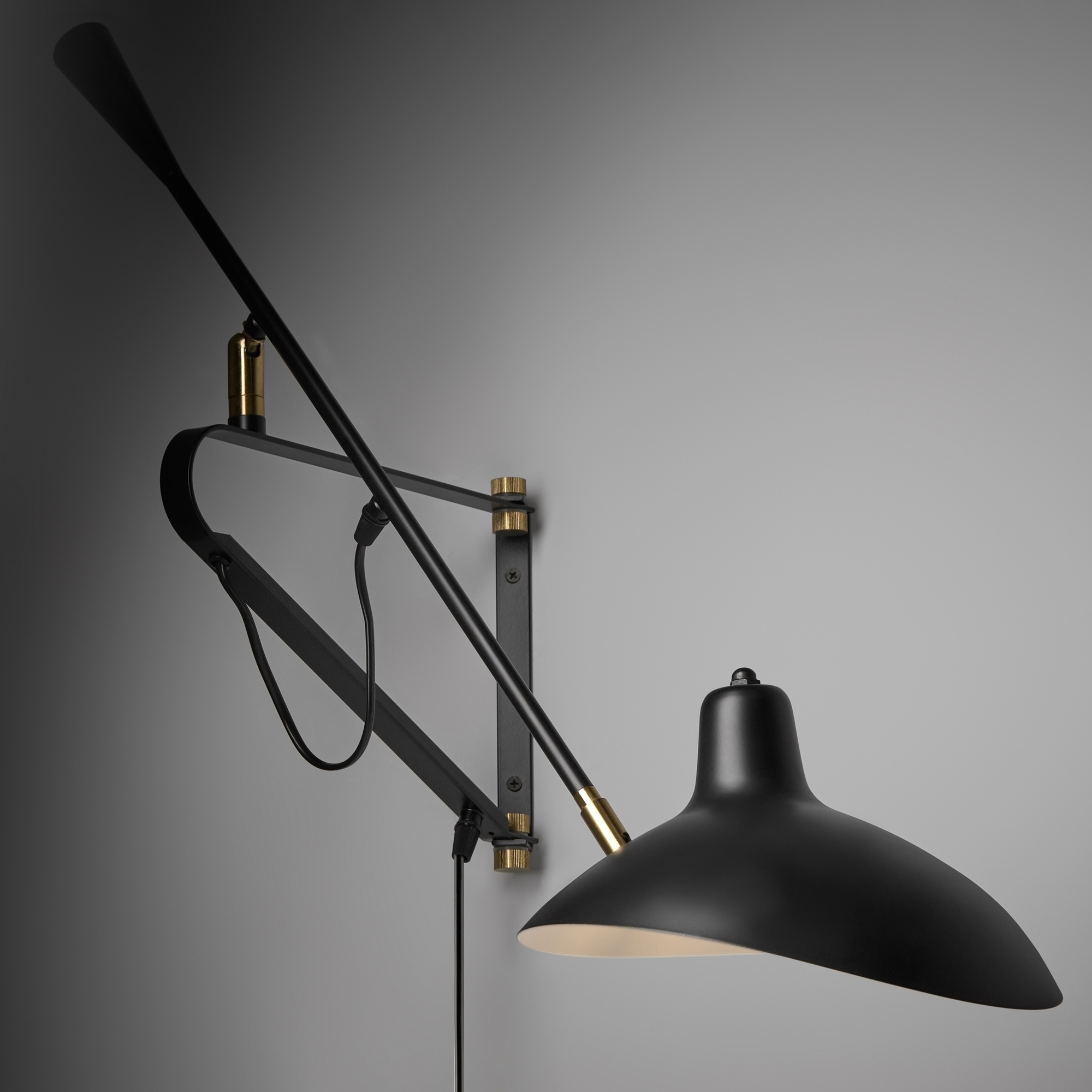 картинка Настенный светильник (бра) Freya FR5383WL-01B