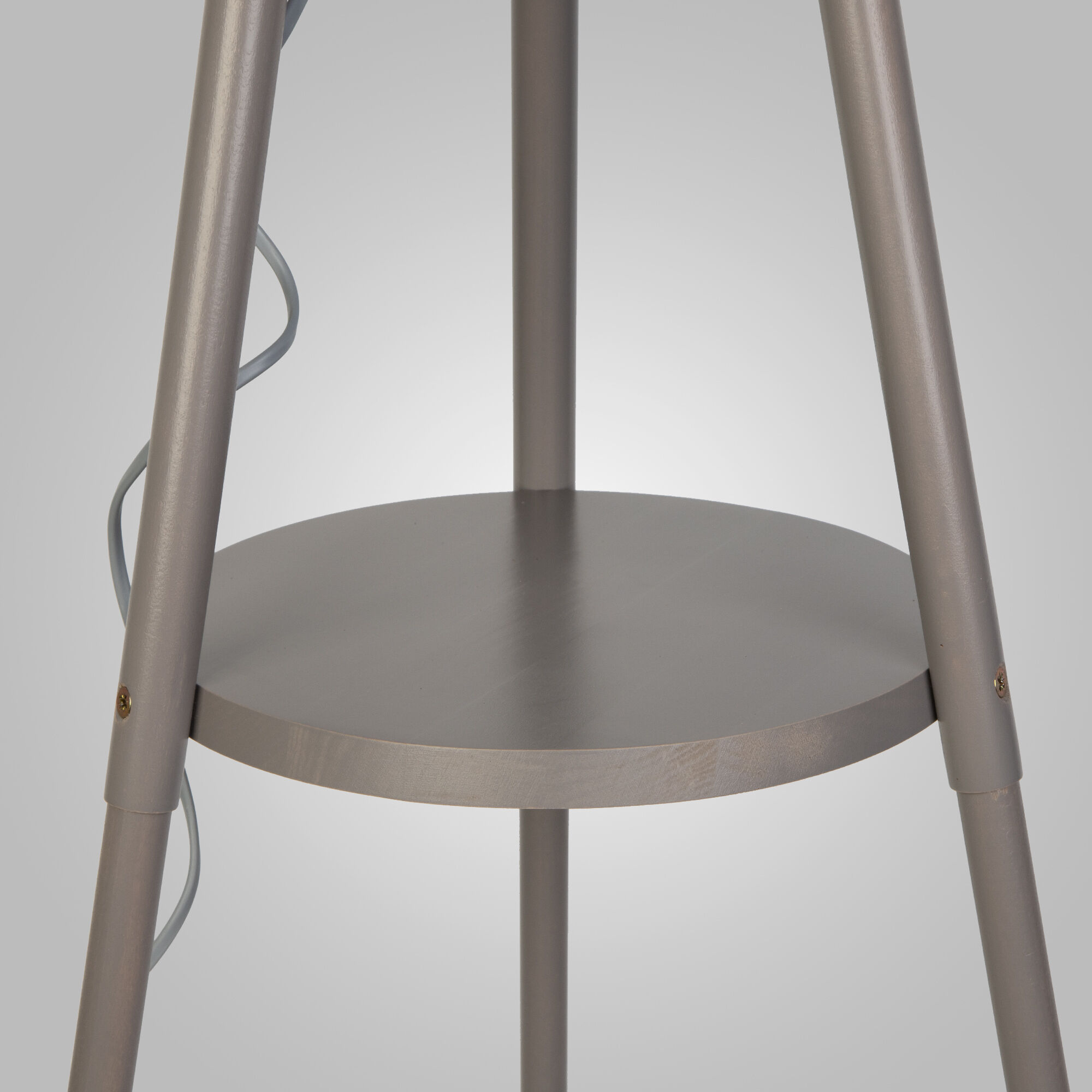 картинка Торшер на треноге черный 1091 lozano